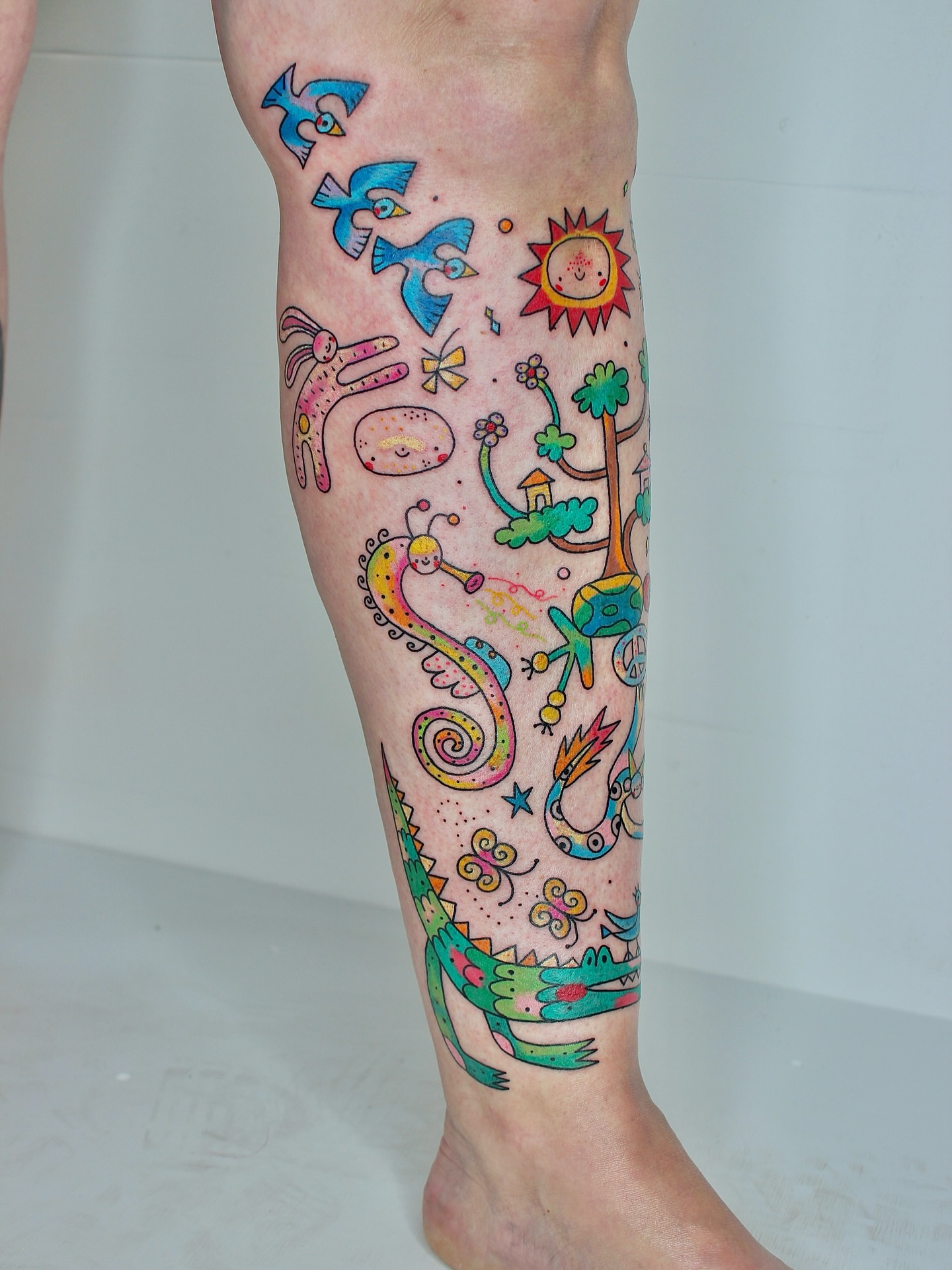 Tattoo by @youniseaweed — illustrative, new_school