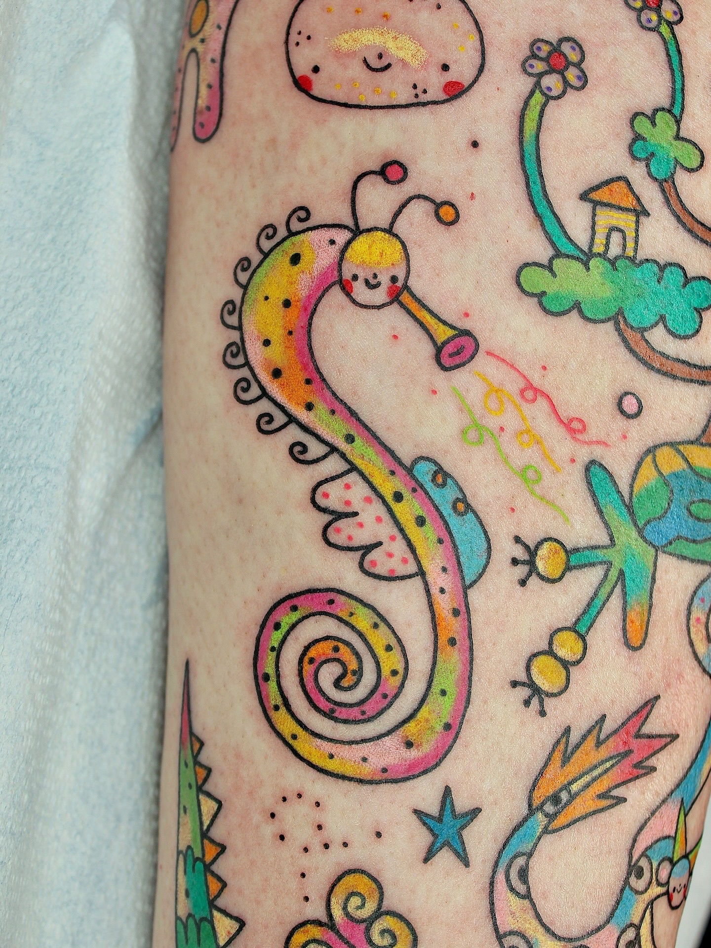 Tattoo by @youniseaweed — new_school, illustrative