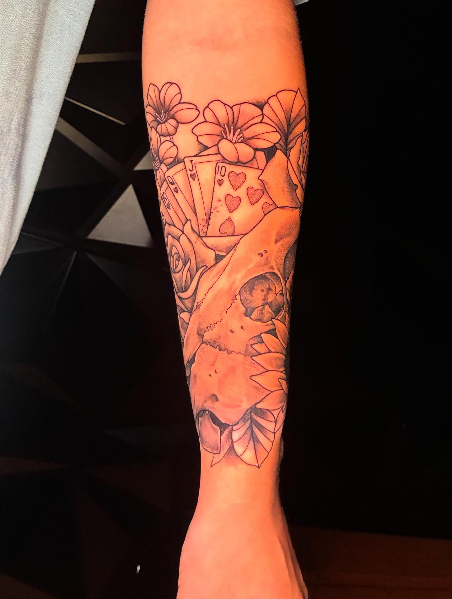 Tattoo by @jakeslayskrakens β neo_traditional, realism