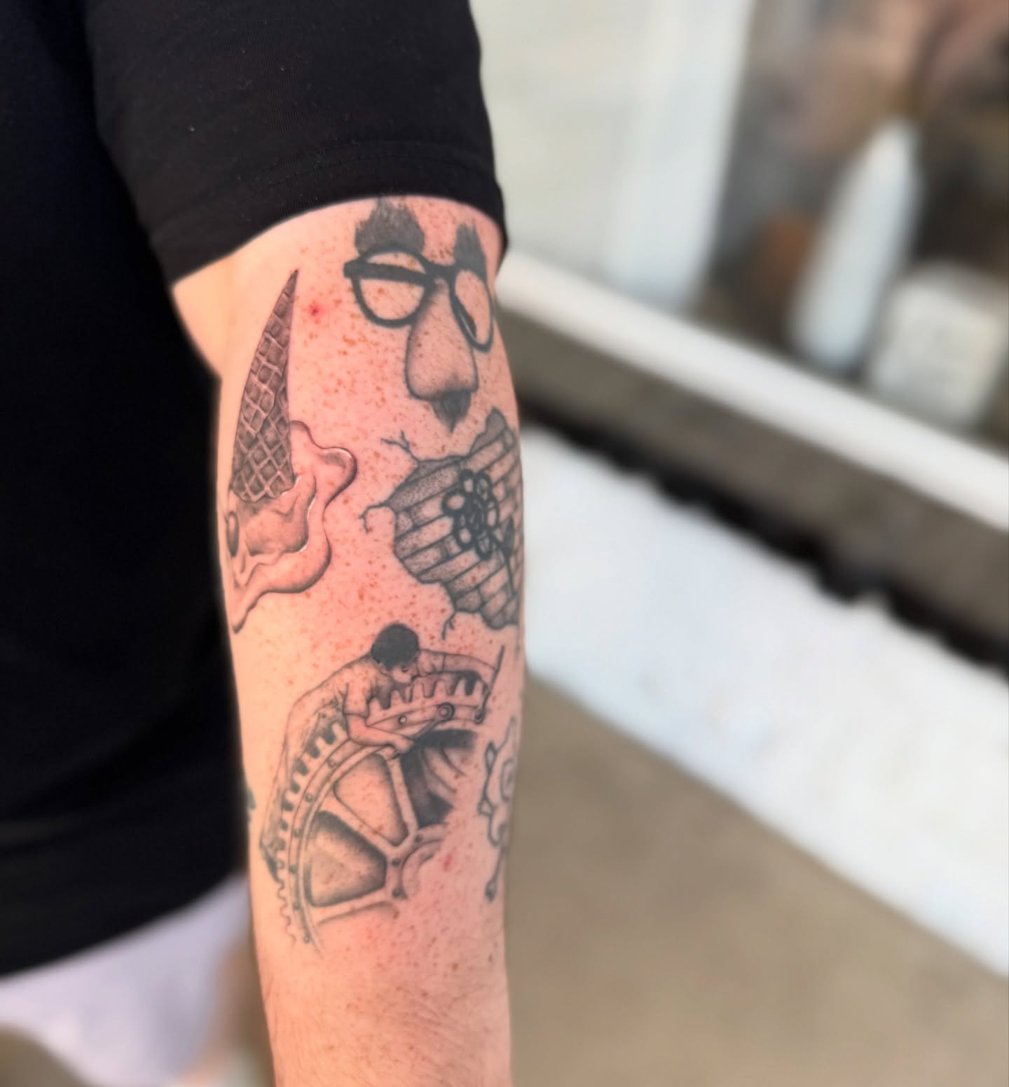 Tattoo by @lilztatz — black_and_grey