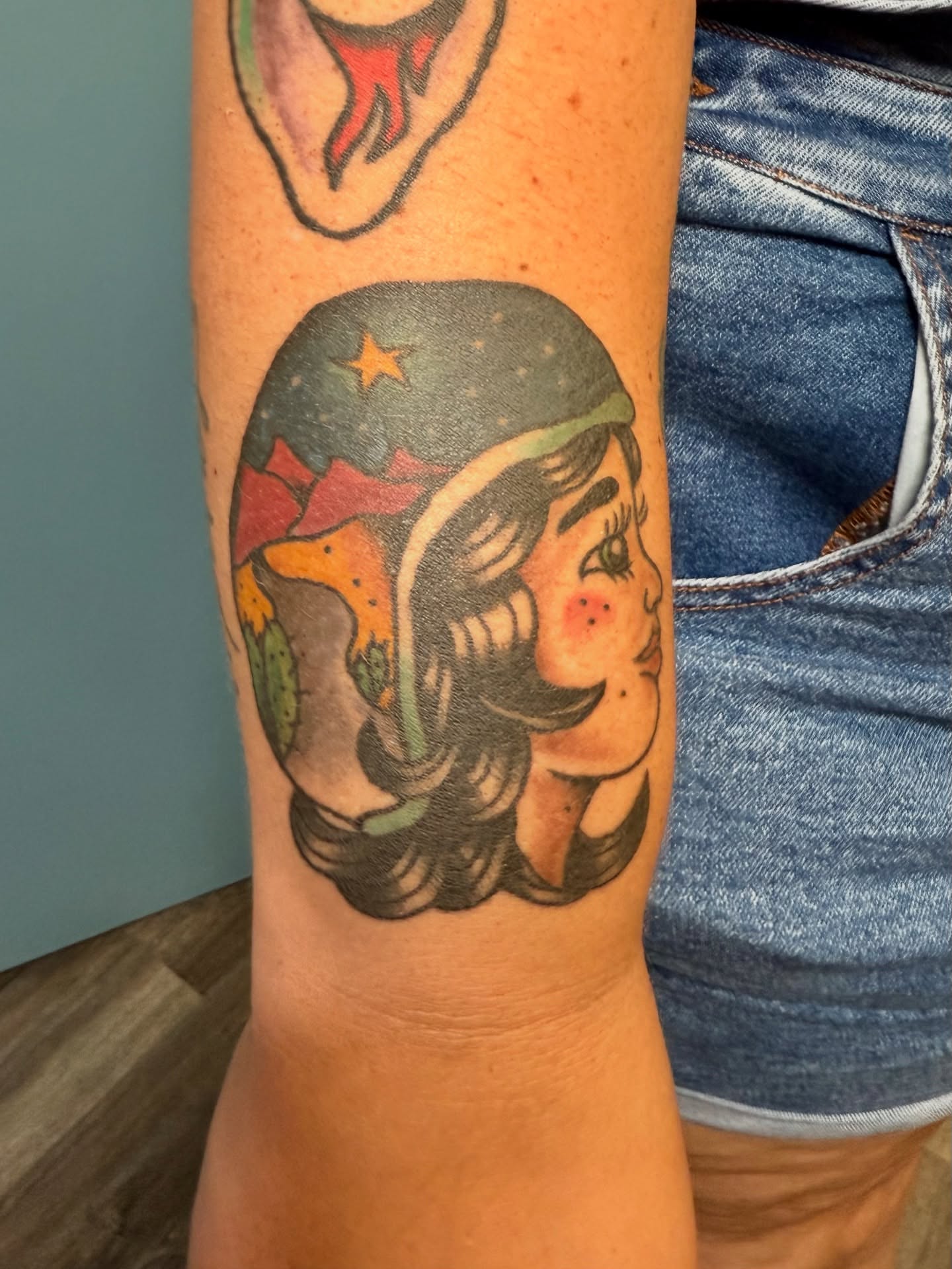 Tattoo by @anastrangebird — american_traditional