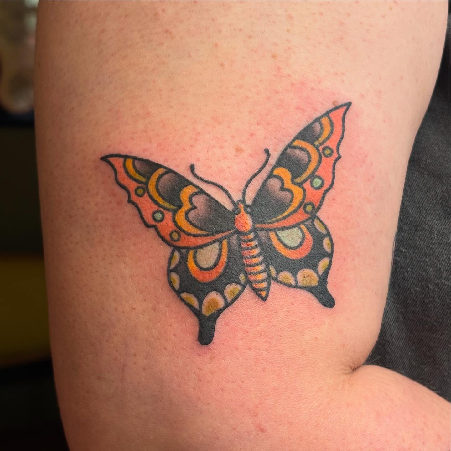 Tattoo by @raemarieshaktiii β geometric