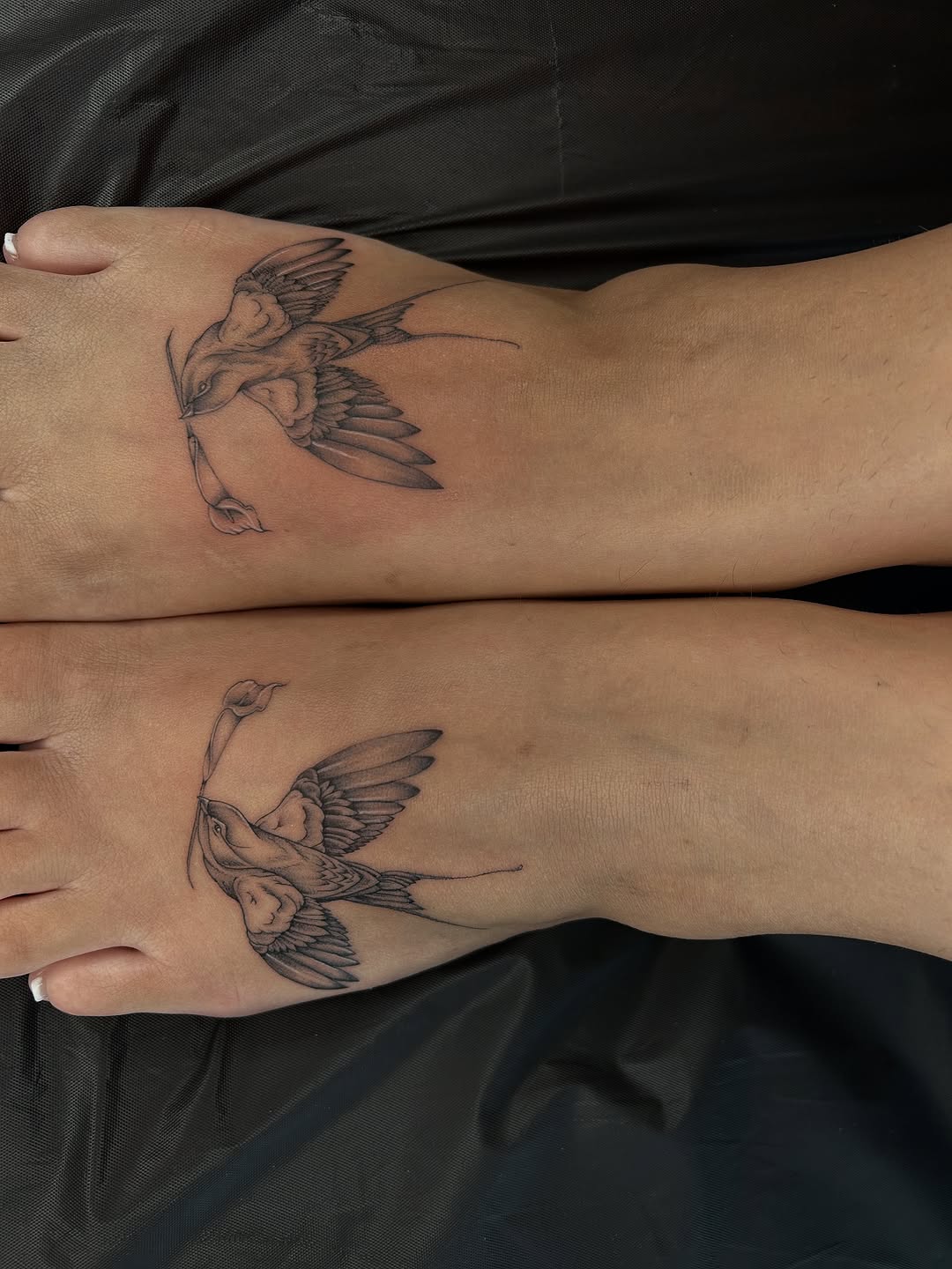 Tattoo by @tesnusa — fine_line, black_and_grey