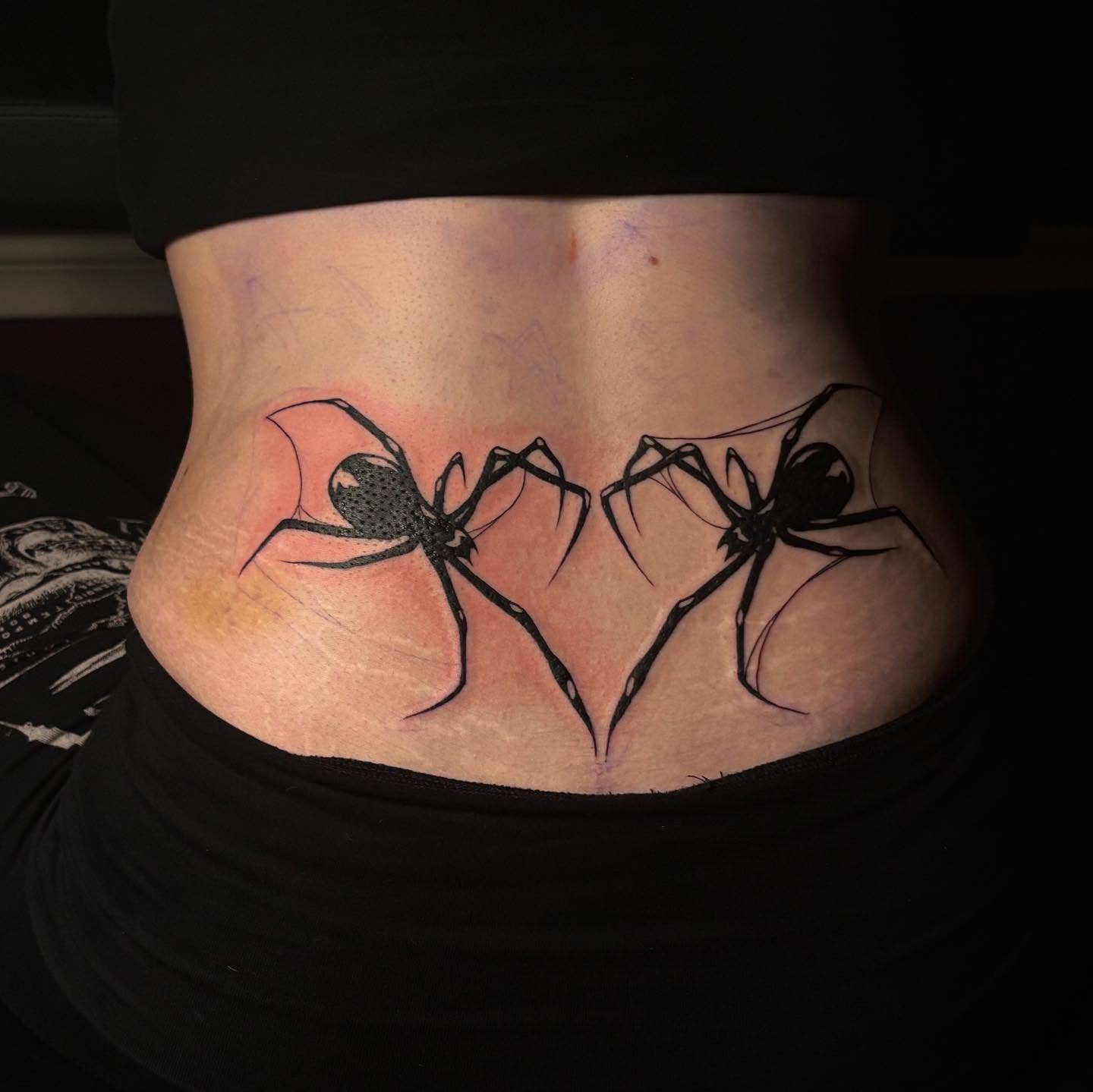 Spiders dotwork tattoo on the torso by amy mangeri ๐ฆ