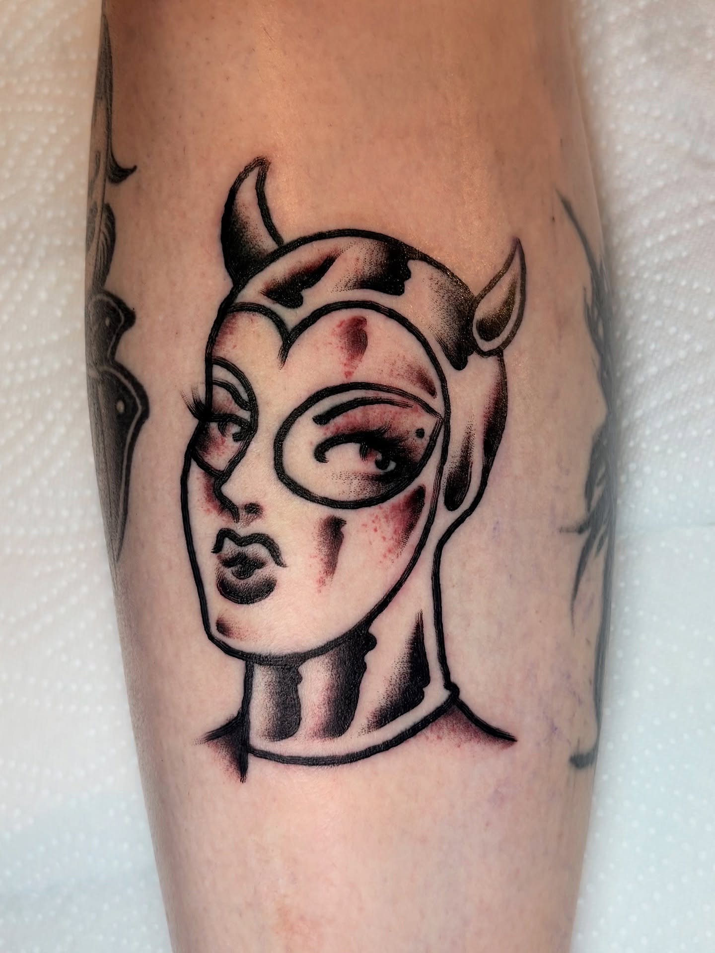 Tattoo by @latexpapi — black_and_grey