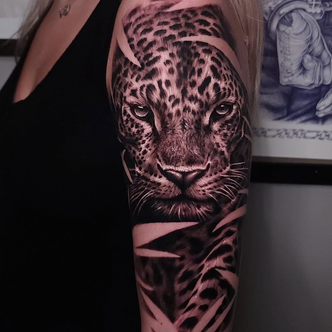 Tattoo by @david_rhapsody — realism, black_and_grey
