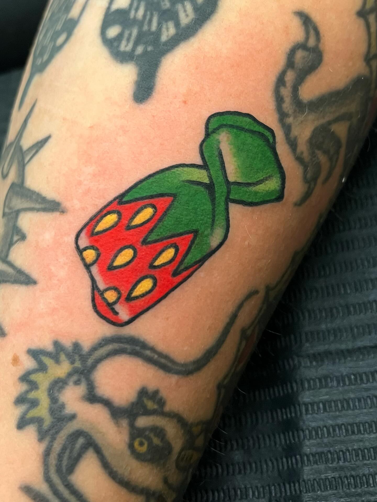 Tattoo by @sweetpeachtattoos — american_traditional