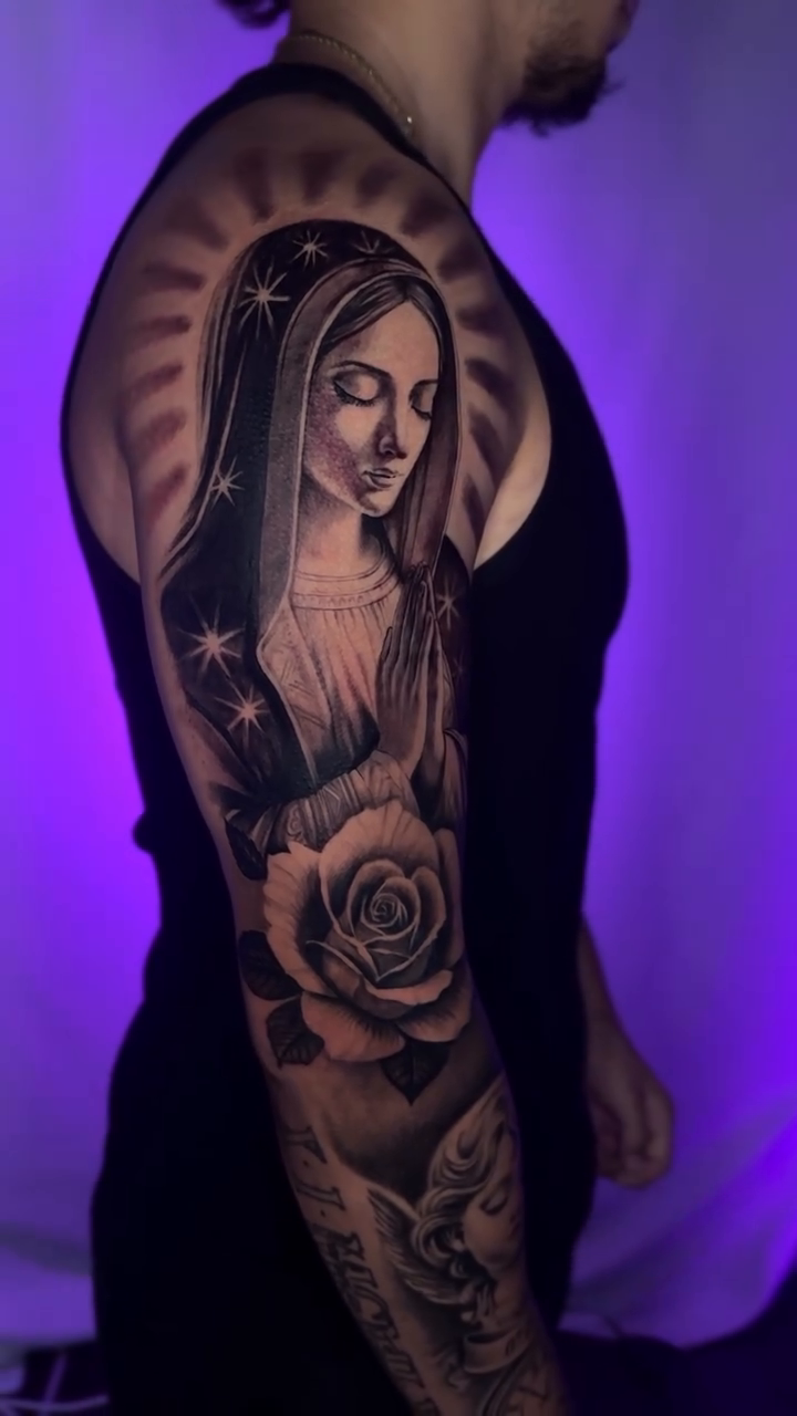 Tattoo by @mo_tats11 — black_and_grey, realism