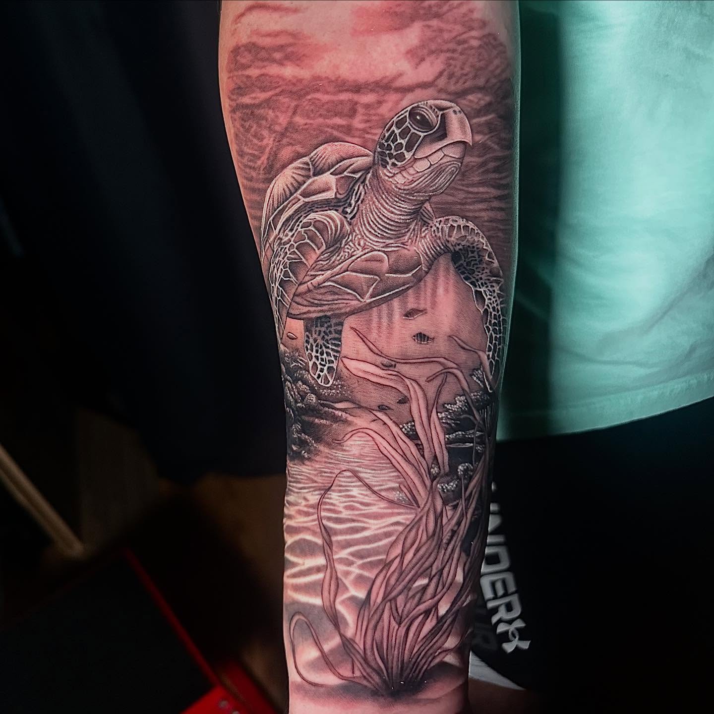 Tattoo by @jongioiatattoo — realism, black_and_grey