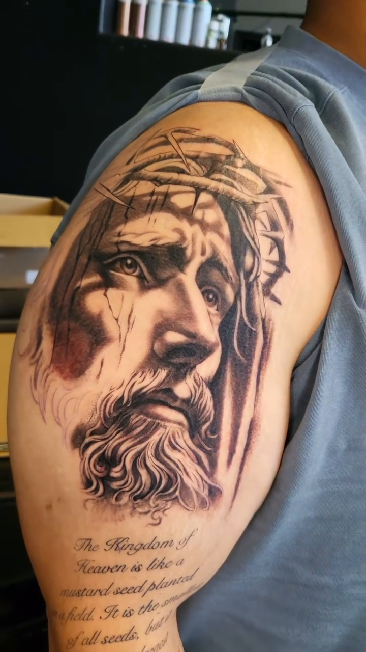 Jesus christ and crown of thorns realism tattoo by Brenda Juarez - Tattoo Artist