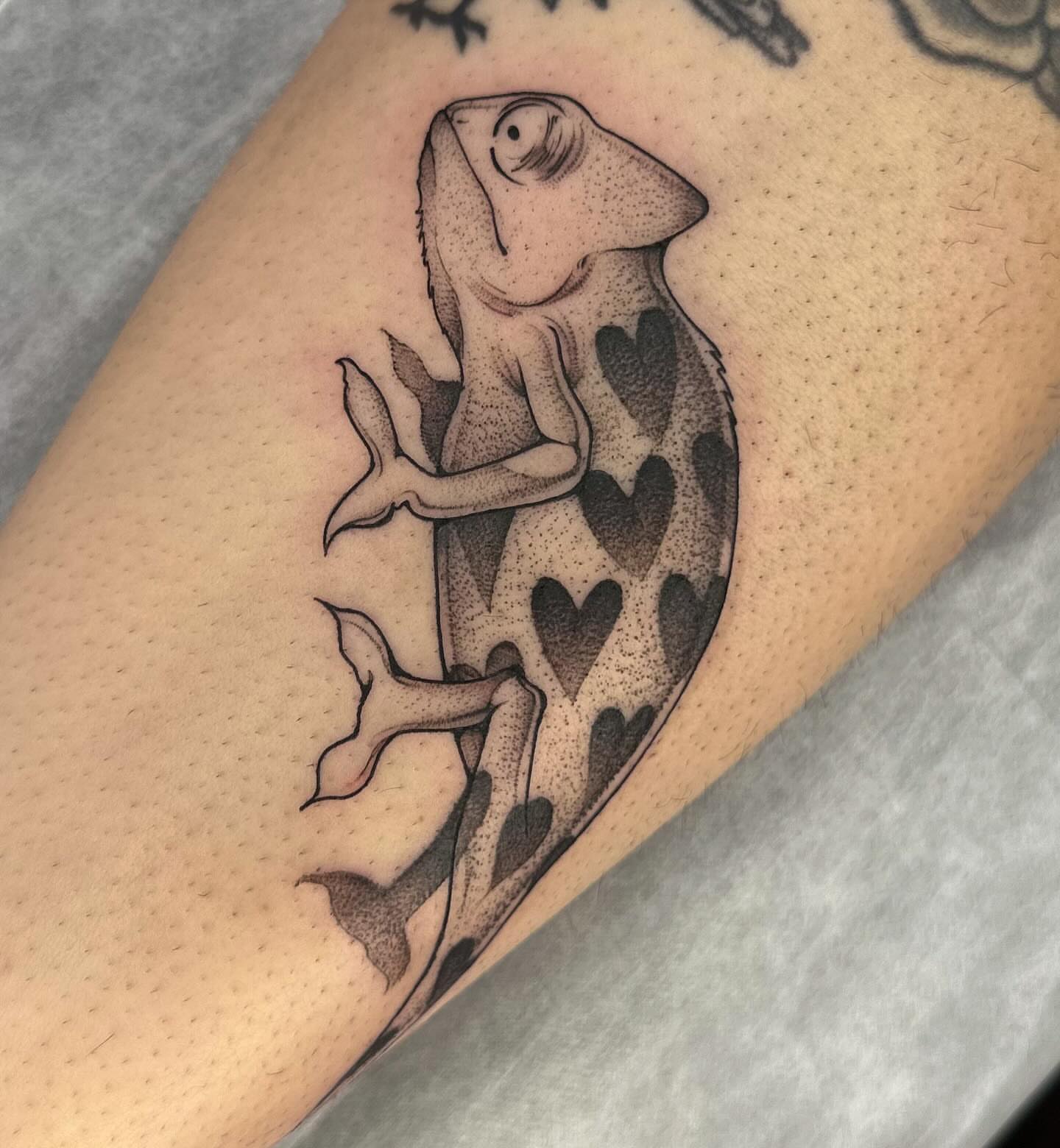 Chameleon dotwork tattoo on the forearm by Maggie Angulo