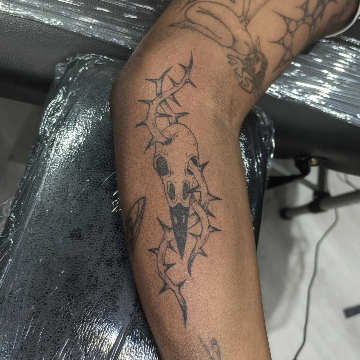 Tattoo by @elstattoos — black_and_grey