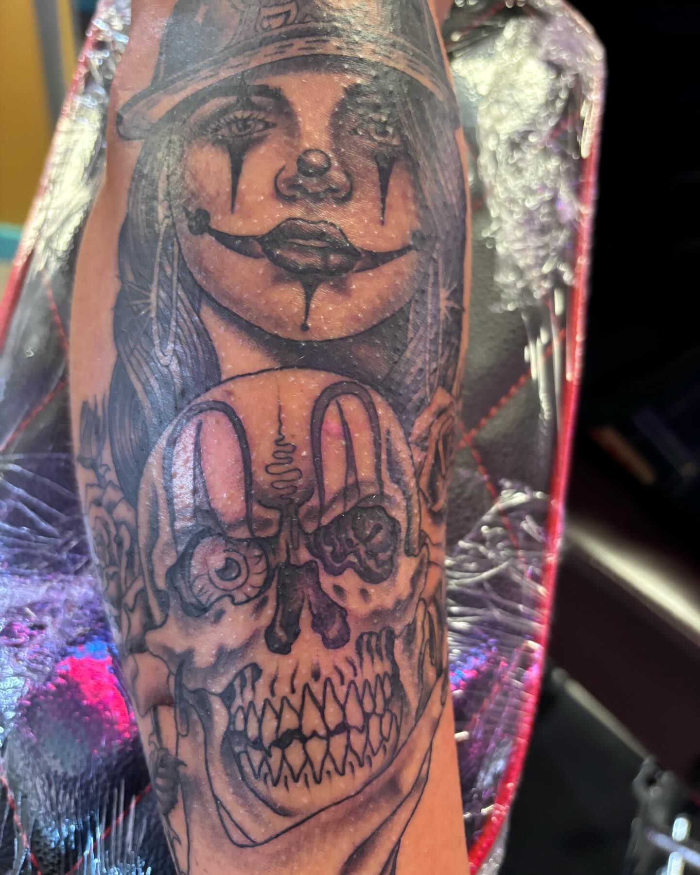 Tattoo by @gonzyiink_208 — black_and_grey, realism