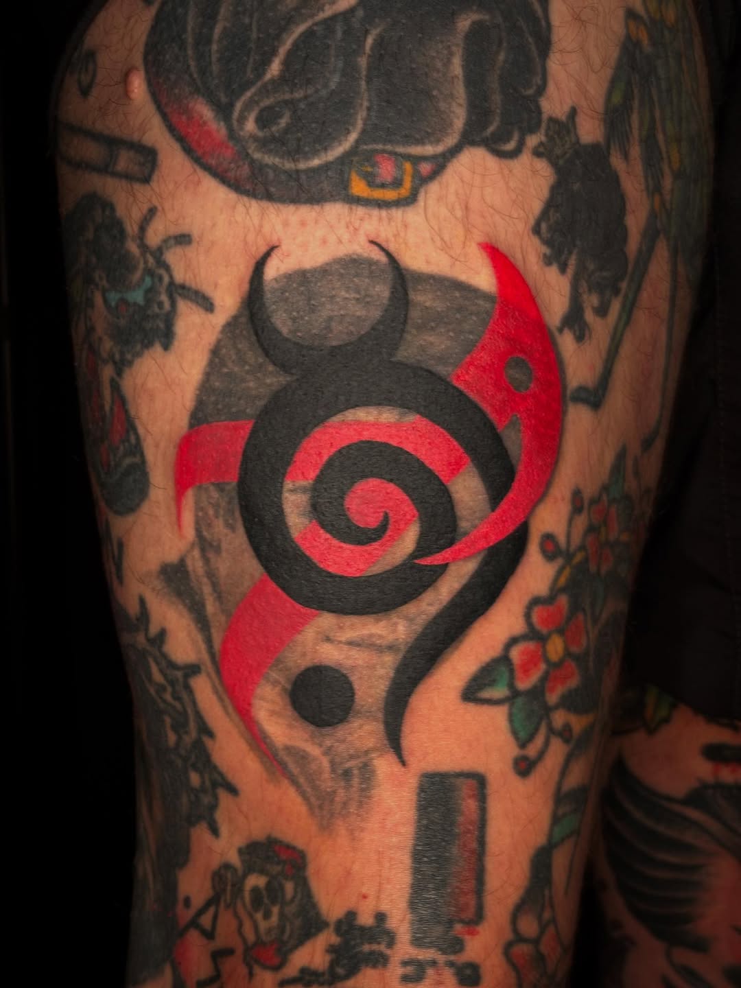 Tattoo by @eric.altonen โ blackwork, geometric