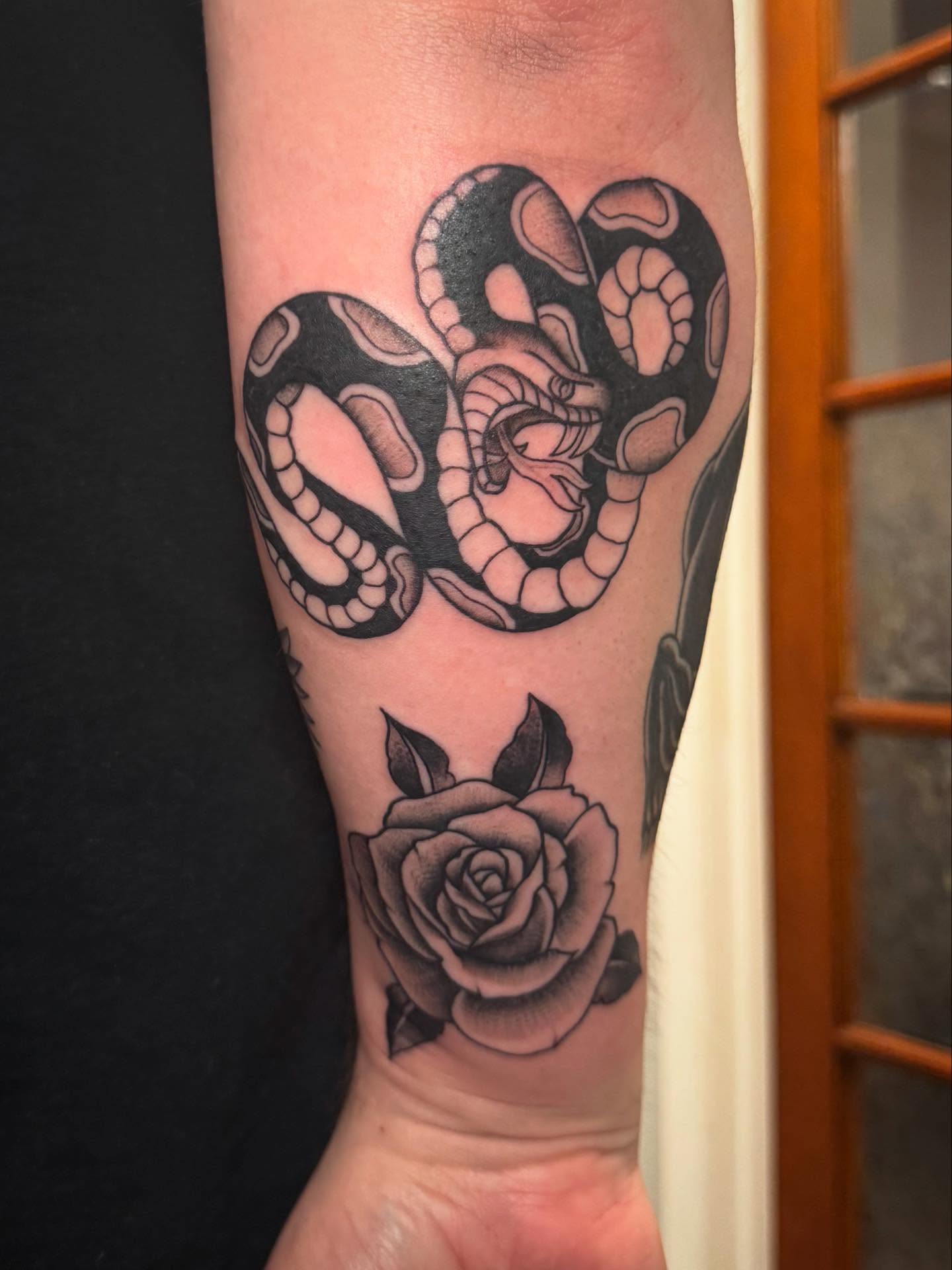 Tattoo by @bethanymorgan_tattoos — black_and_grey