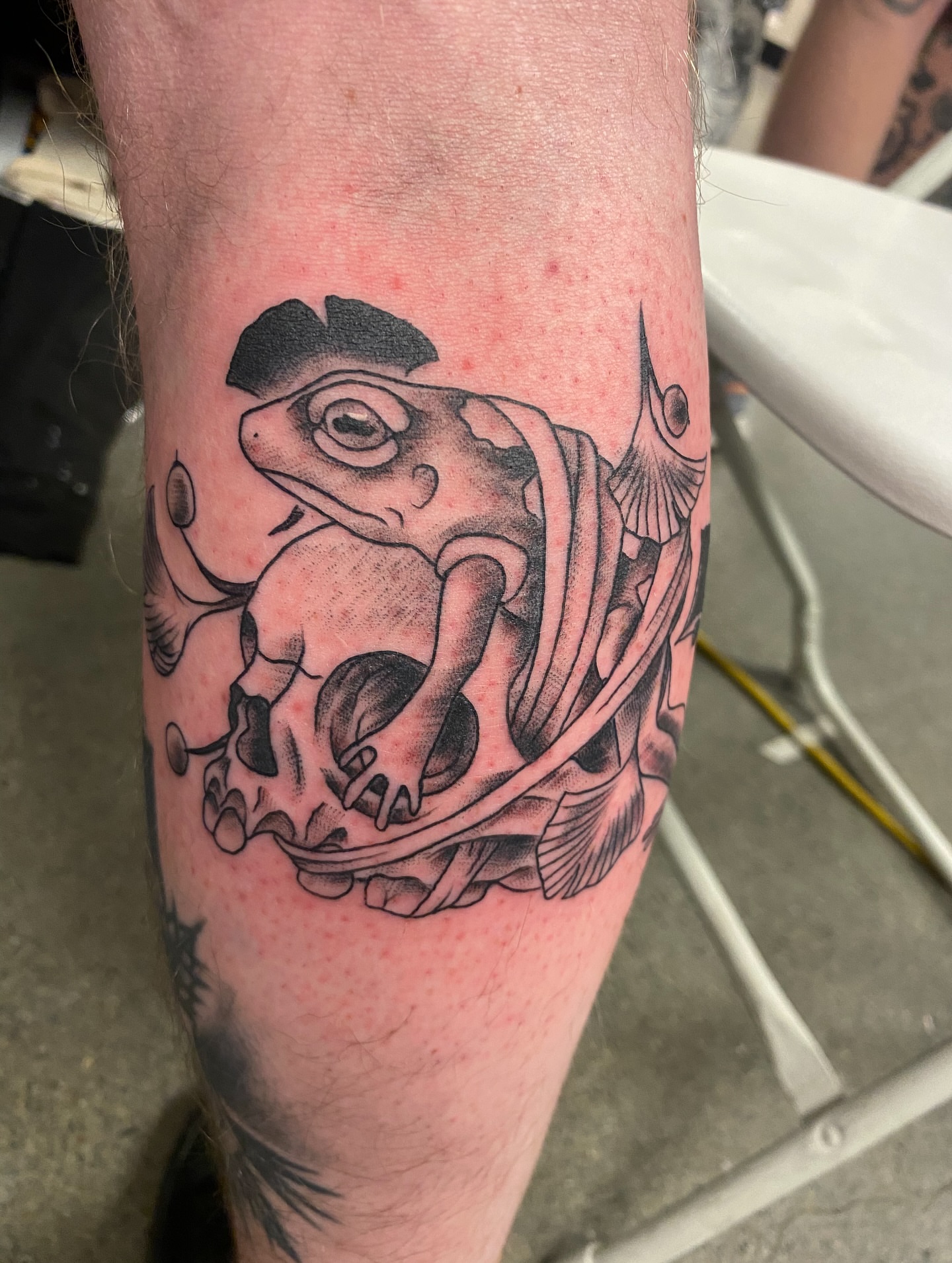 Tattoo by @heidihoodtattoos — black_and_grey