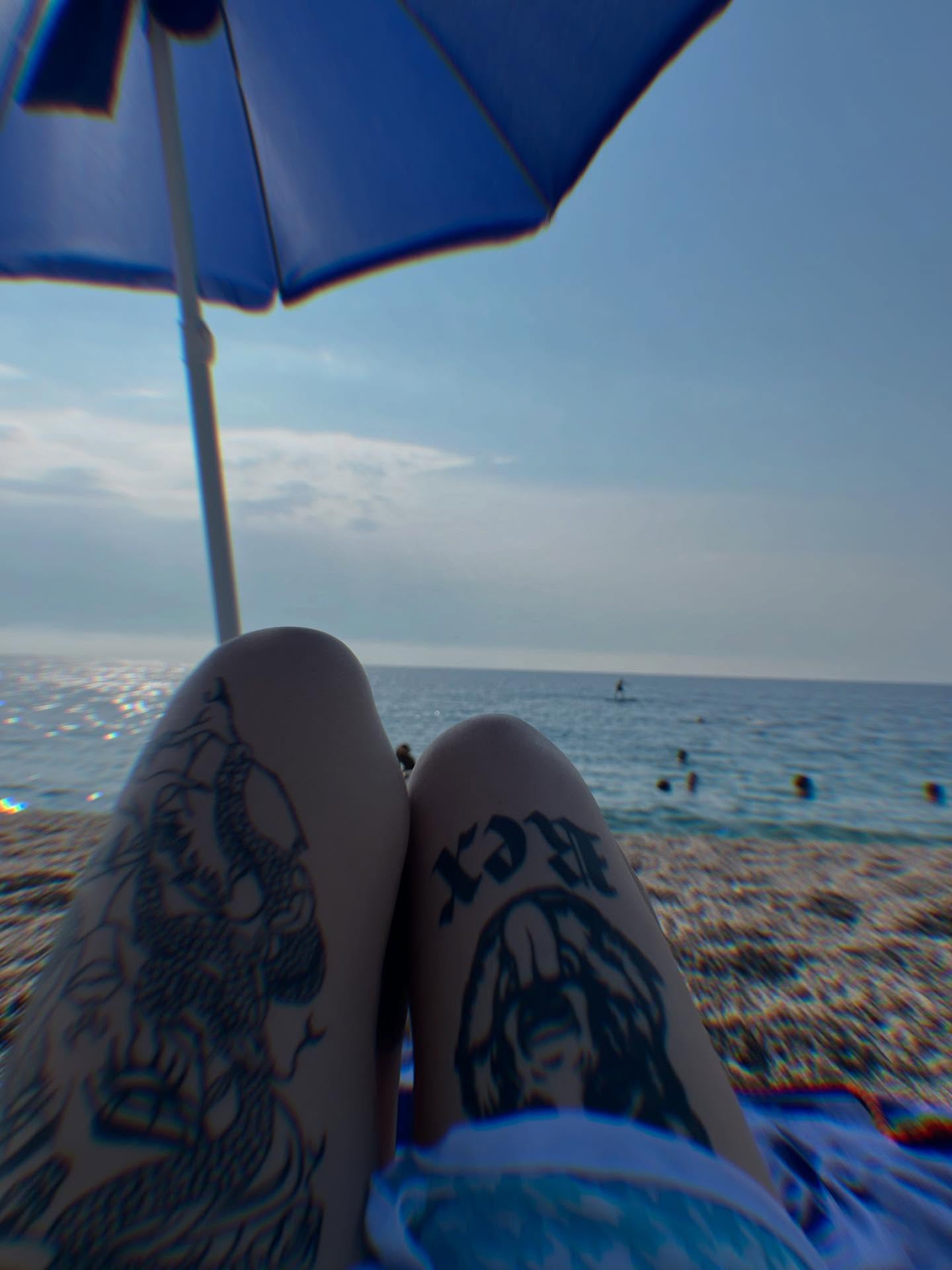 Mermaid American traditional tattoo on the leg by Stefany🩸