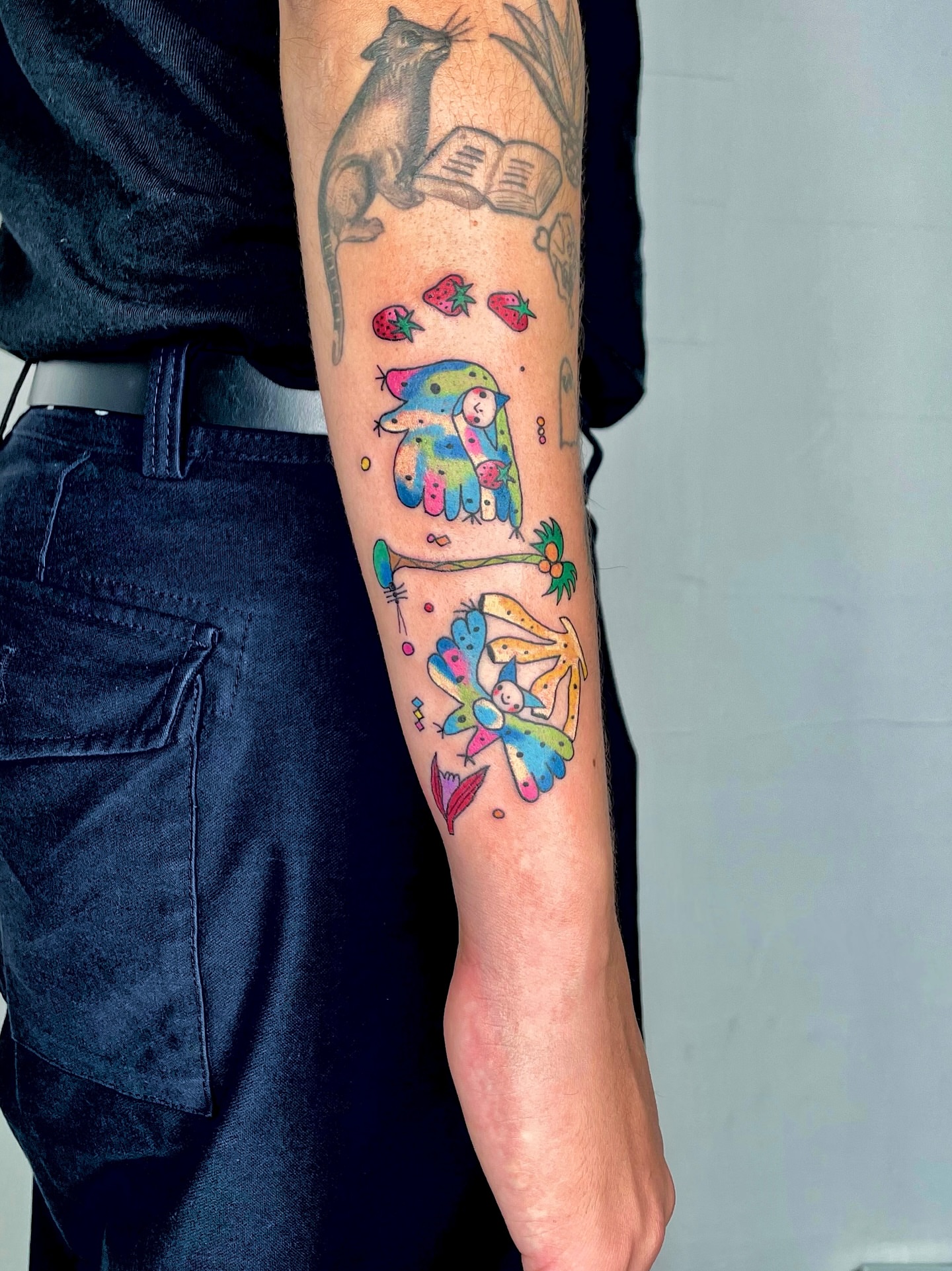 Tattoo by @youniseaweed — new_school, illustrative