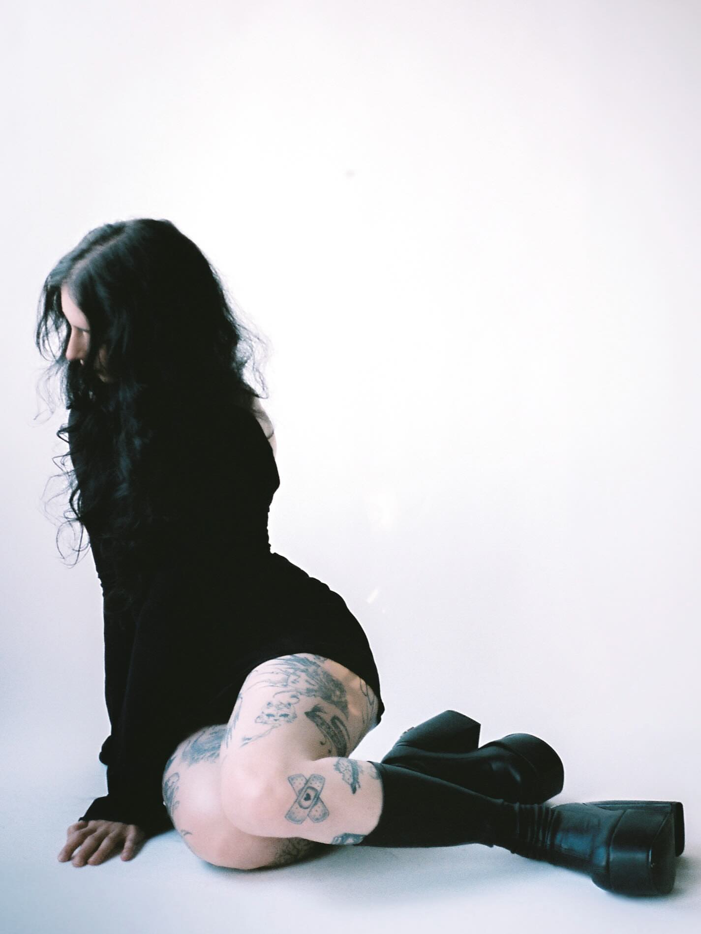 Tattoo by @deadgirlnextdoor — black_and_grey
