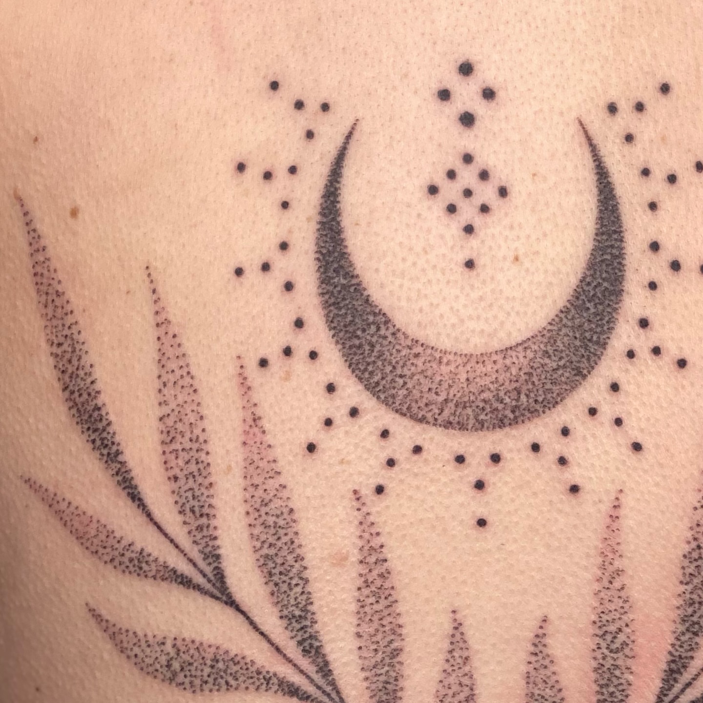 Tattoo by @brujatattooer β dotwork