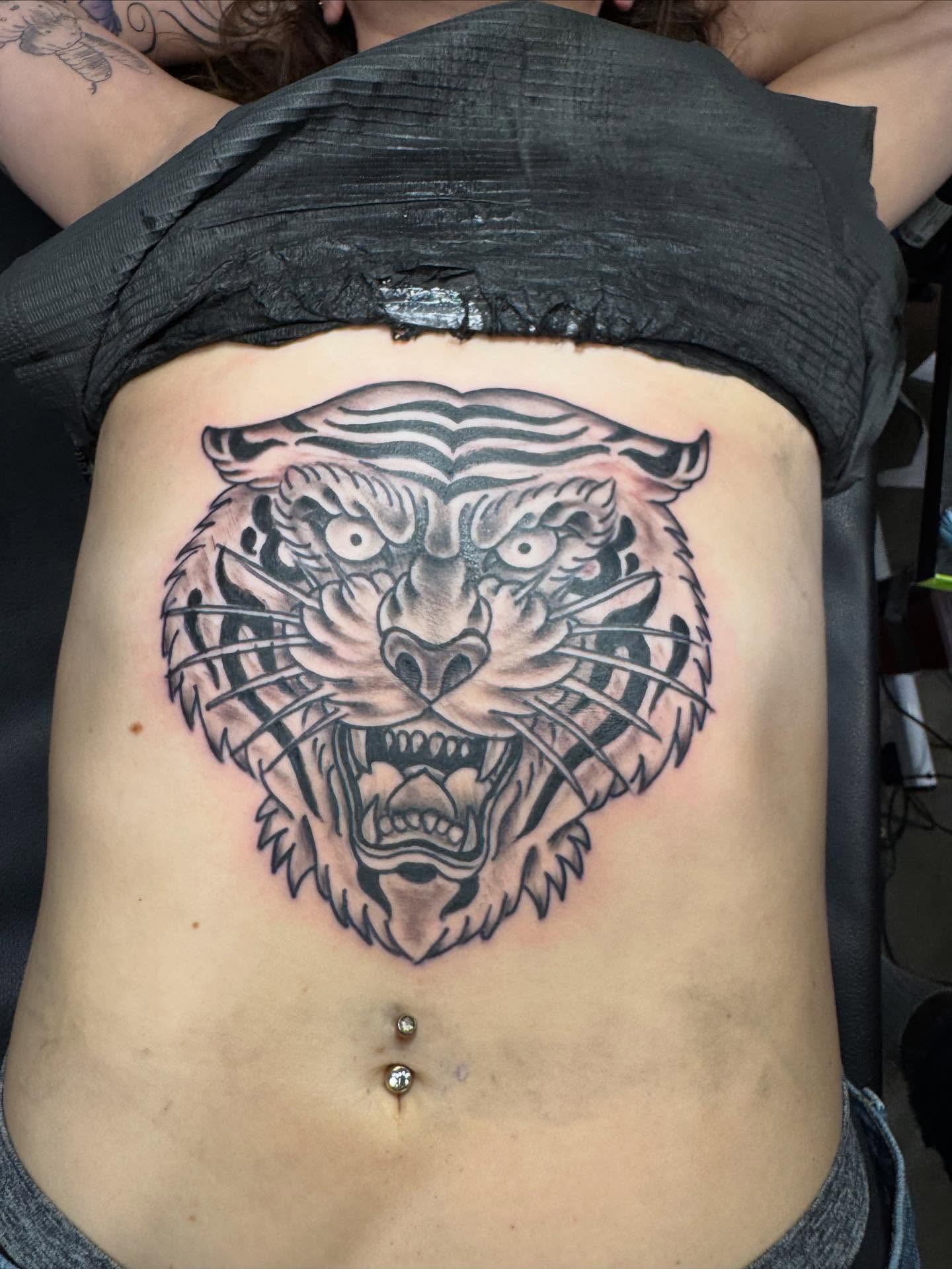 Tattoo by @dvasqueztattoo — black_and_grey
