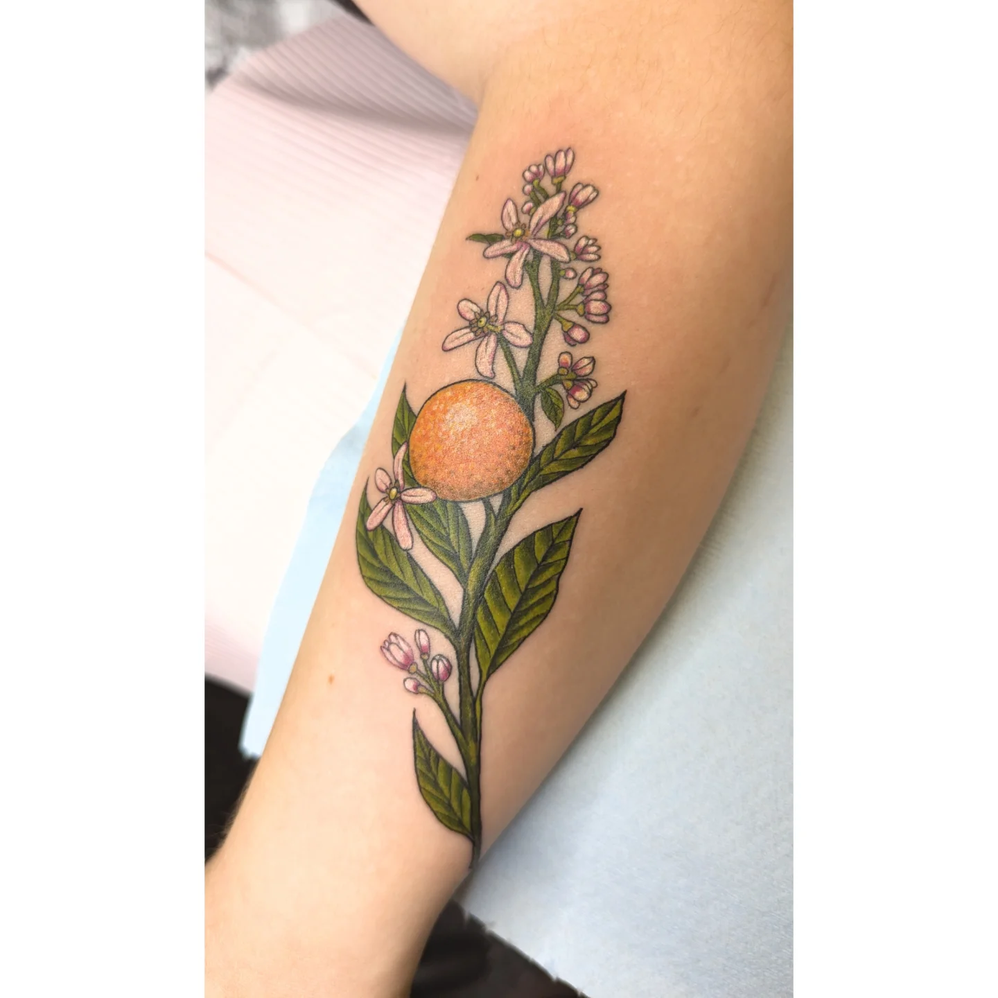 Tattoo by @j9ladylucktattoo — realism