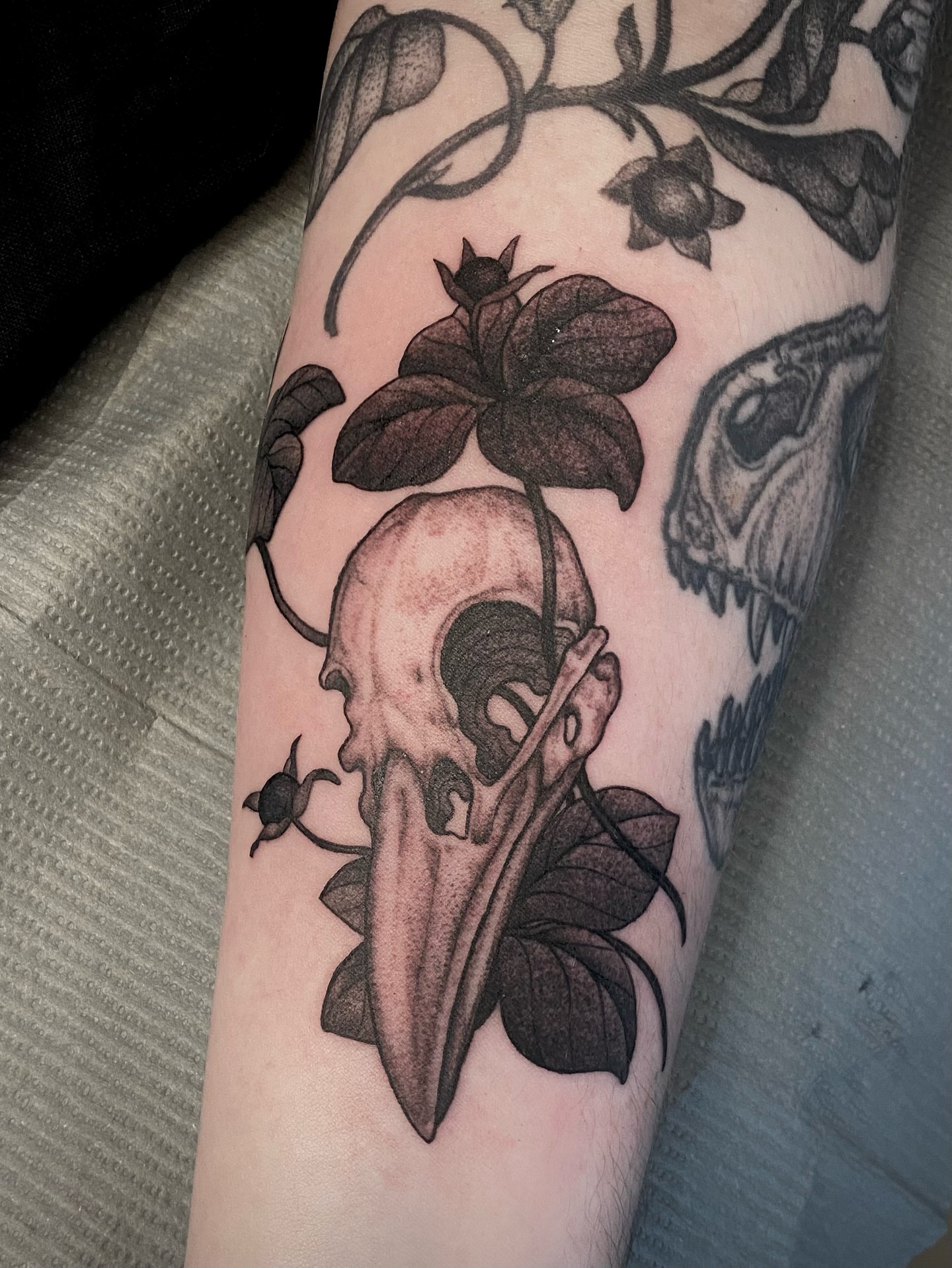 Tattoo by @meluusiine — black_and_grey, realism