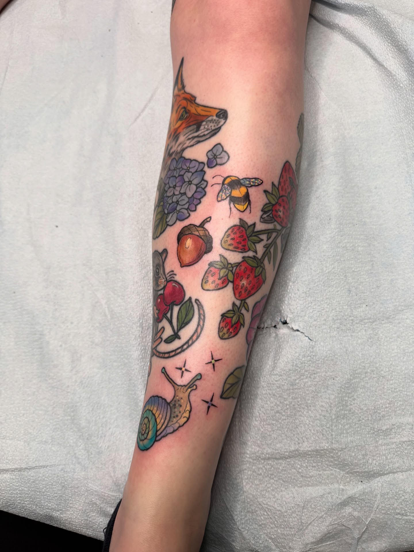 Tattoo by @caitlinstairstattoo โ american_traditional, dotwork