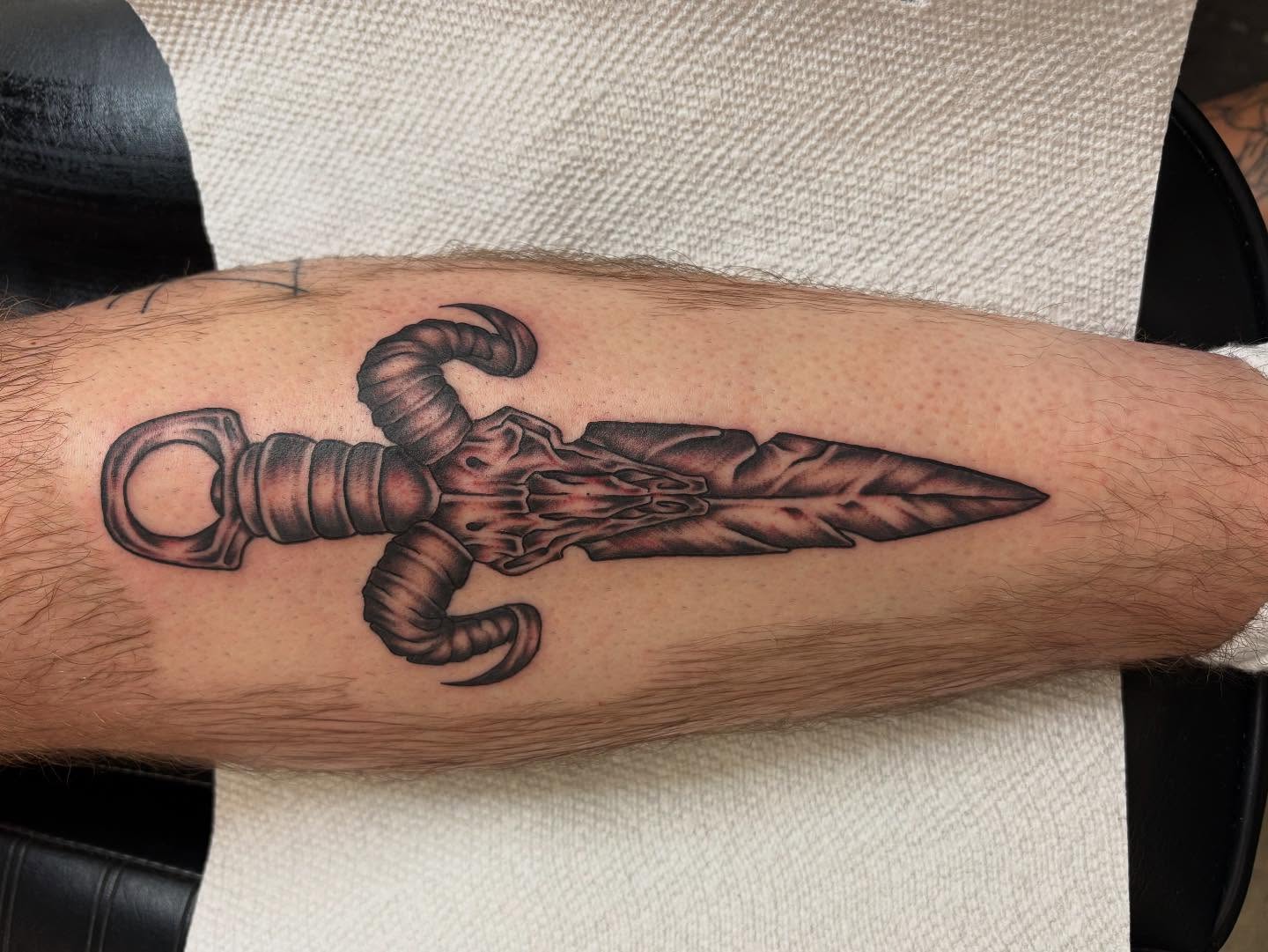 Tattoo by @goldenboysink — black_and_grey