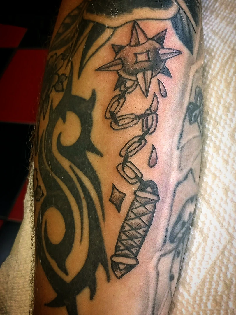 Tattoo by @tattoosbybillyjoe — black_and_grey, geometric