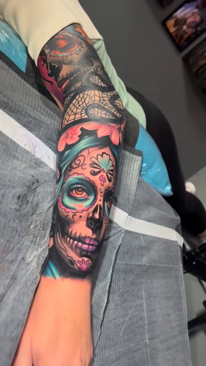Tattoo by @maxraytattoos — realism, neo_traditional