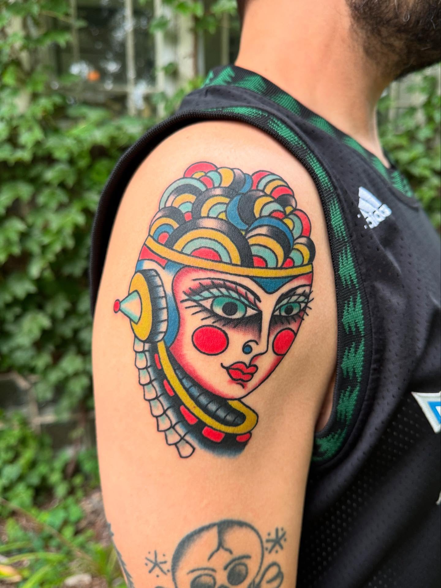 Tattoo by @jewelsidette β american_traditional