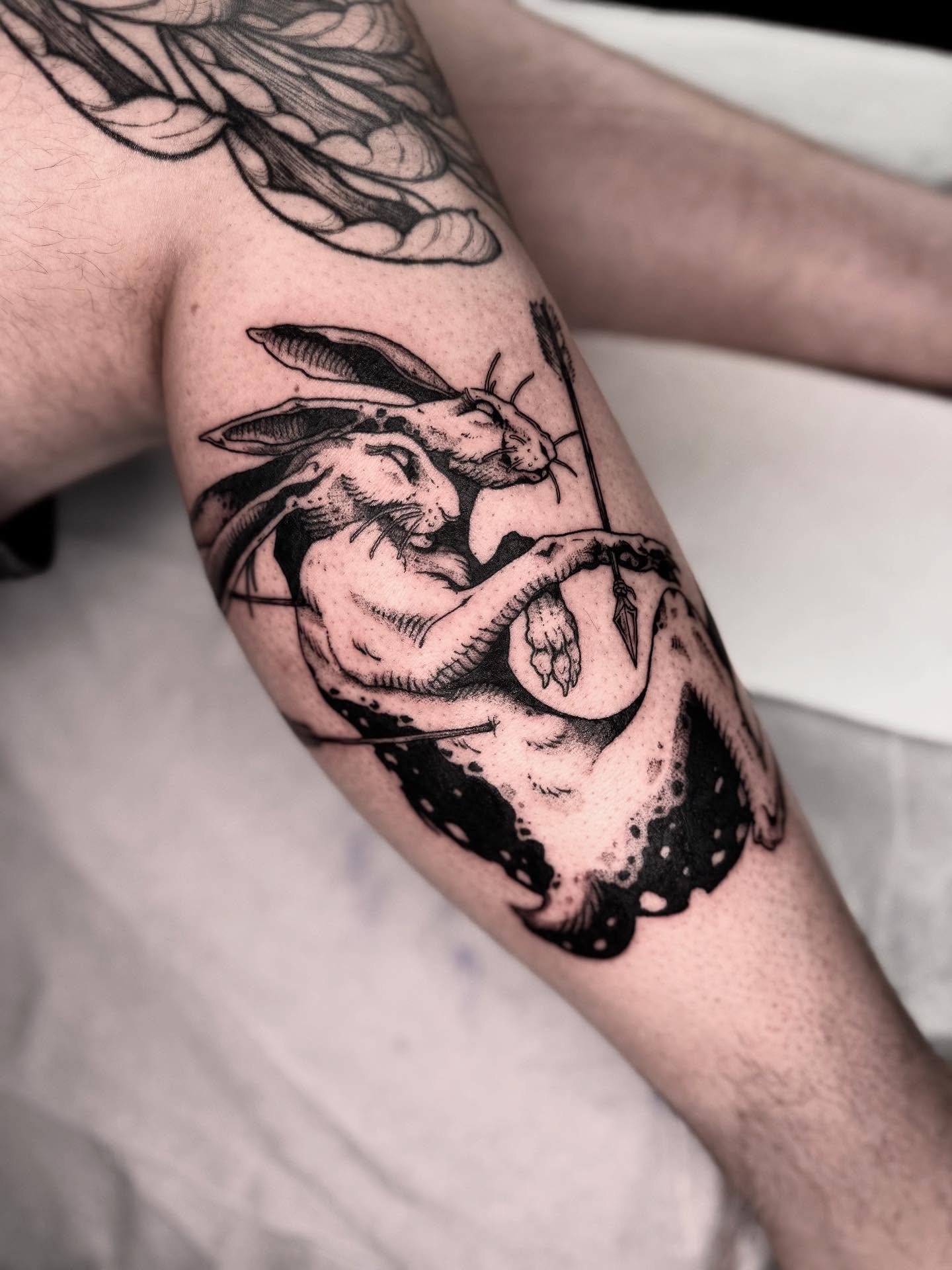 Hare and octopus black and grey tattoo on the forearm by 𝐋𝐢𝐬𝐚 𝐊𝐨𝐫𝐳𝐞𝐧𝐨𝐰𝐬𝐤𝐢