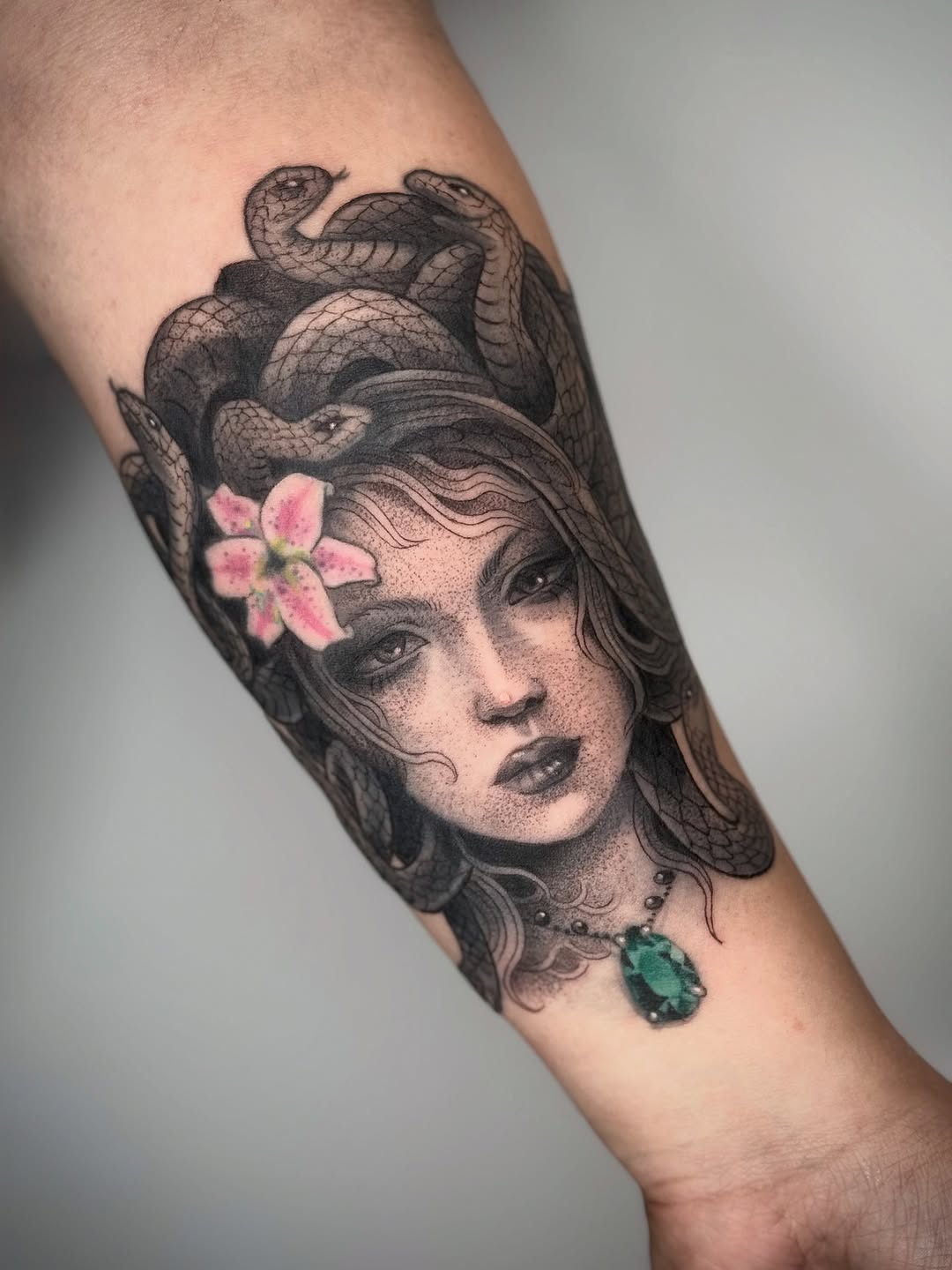 Tattoo by @abryvtattoos — realism, dotwork