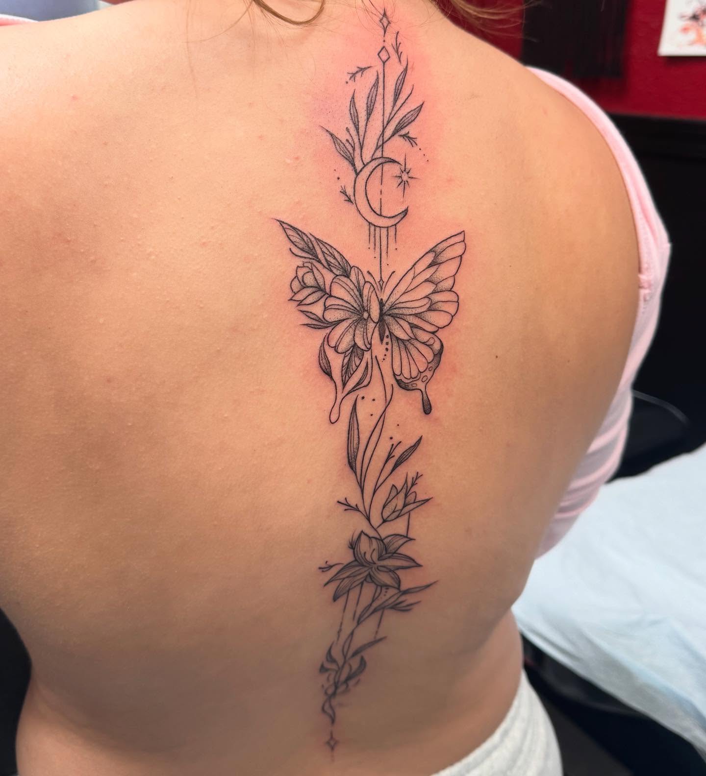Tattoo by @angeltiburona — black_and_grey