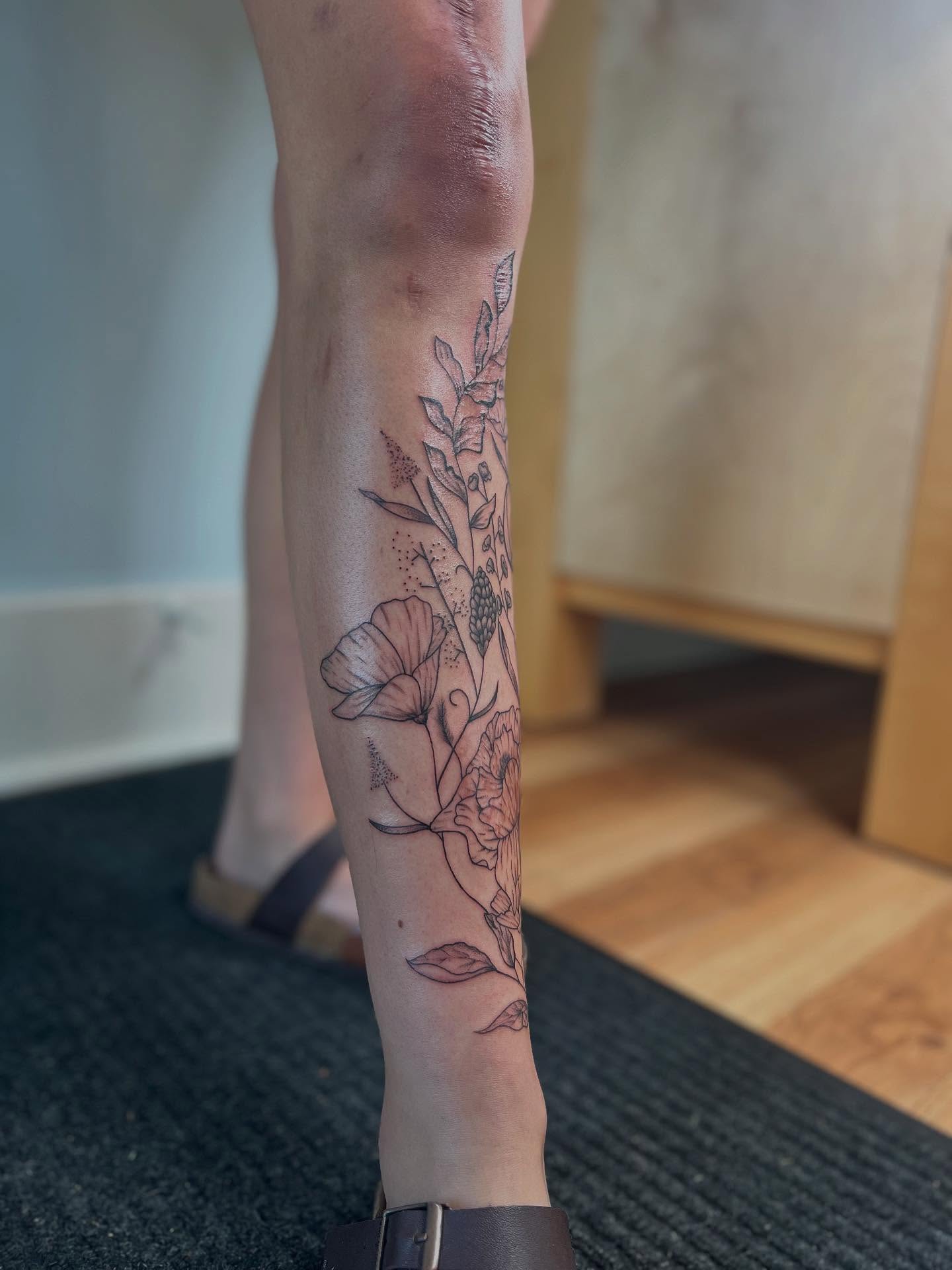 Tattoo by @laceyink_ — black_and_grey
