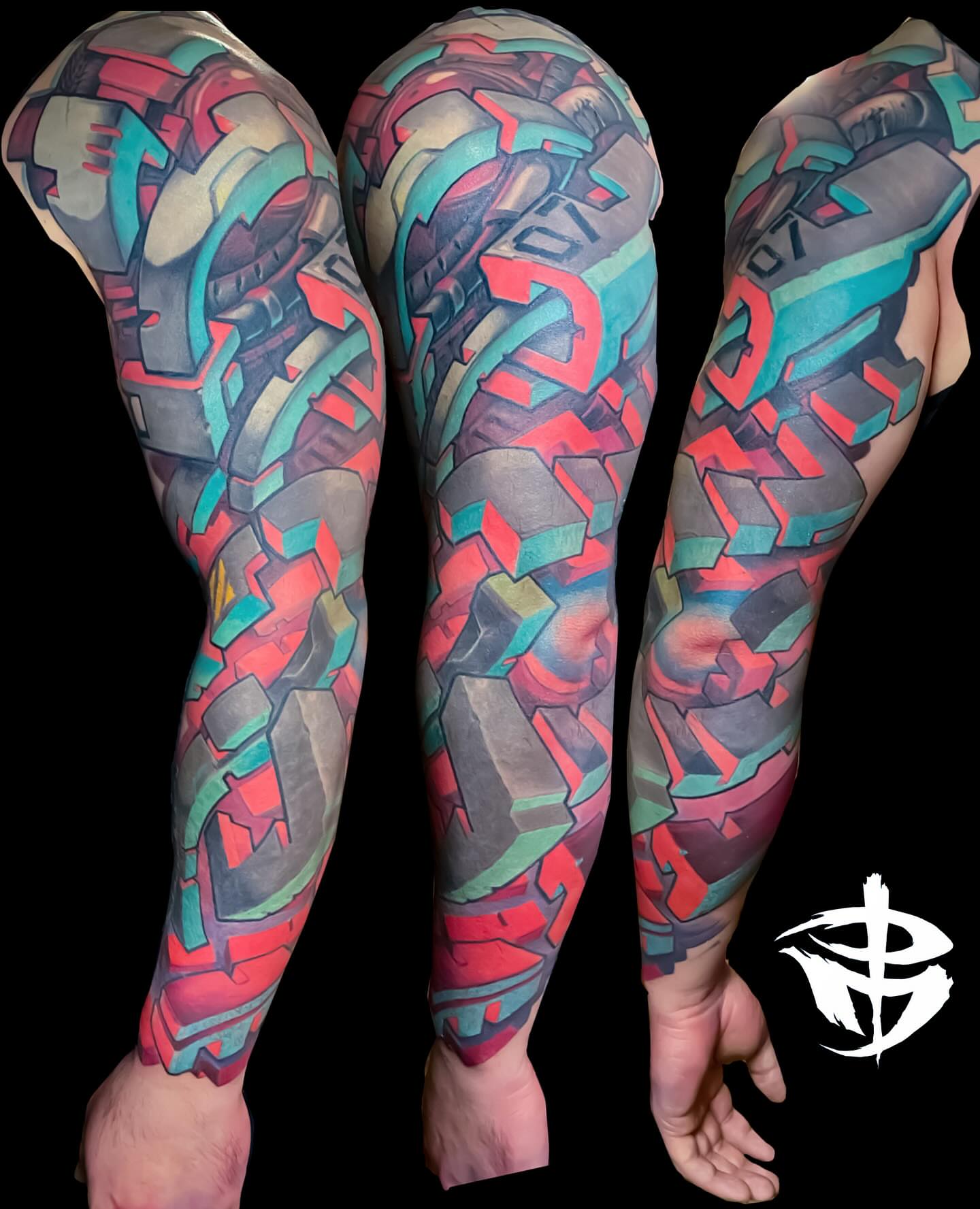 Geometric abstract geometric tattoo on the upper arm by Picasso Dular, Lake Forest, California