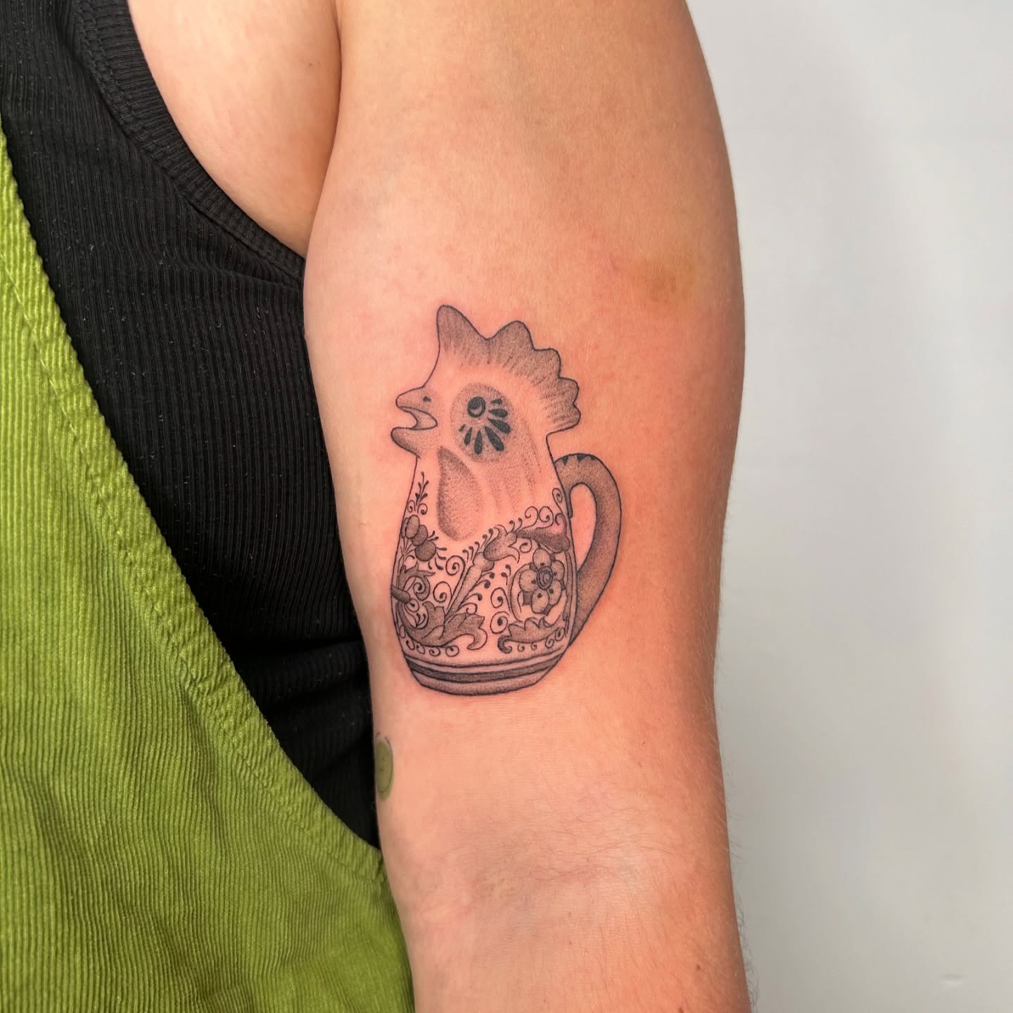 Tattoo by @lampladytattoos — black_and_grey