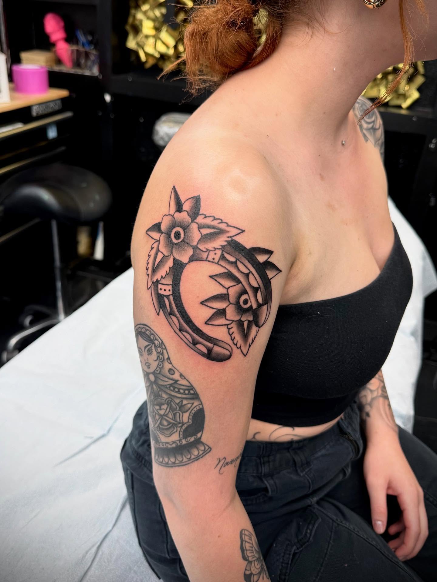 Tattoo by @fuxwithamber β american_traditional