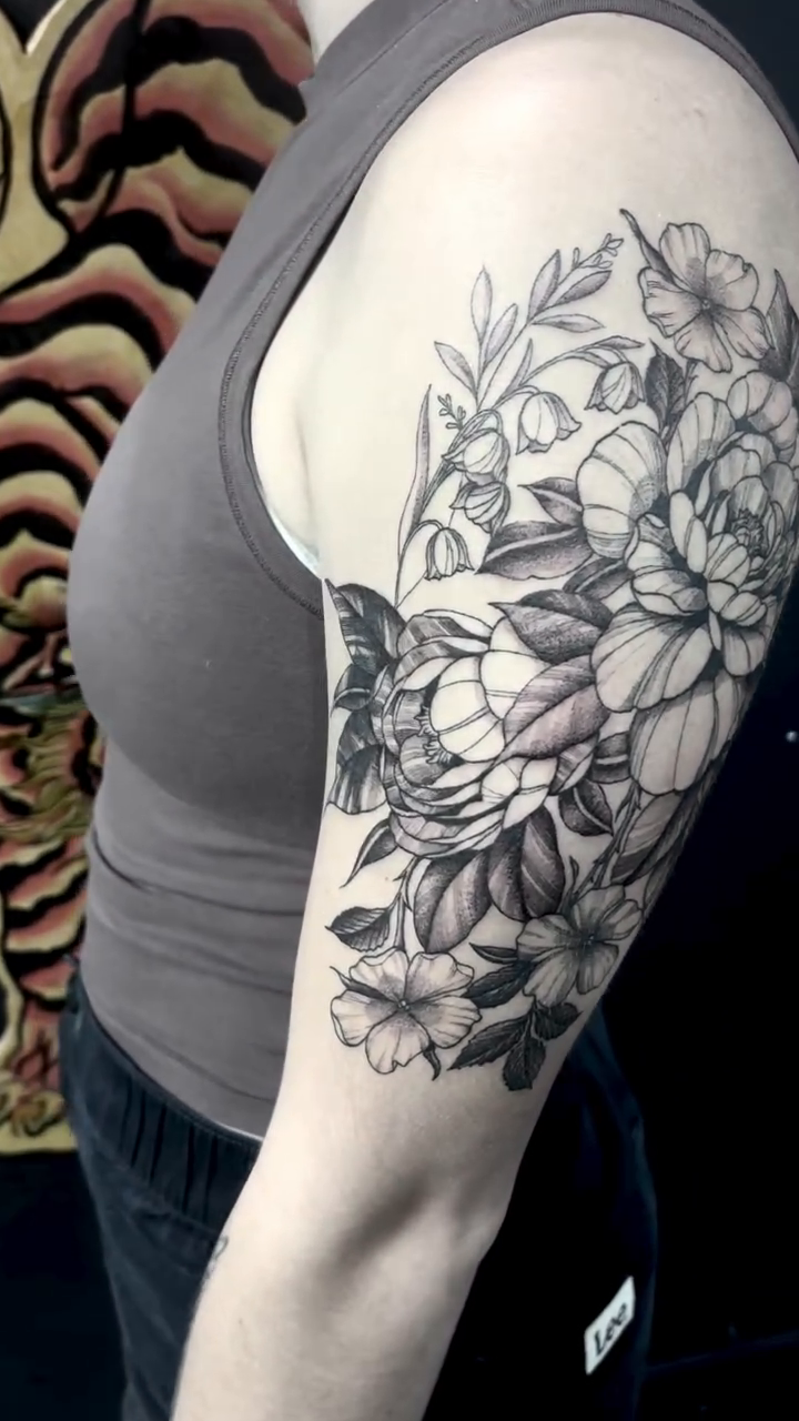Tattoo by @zoedtattoos โ black_and_grey, realism