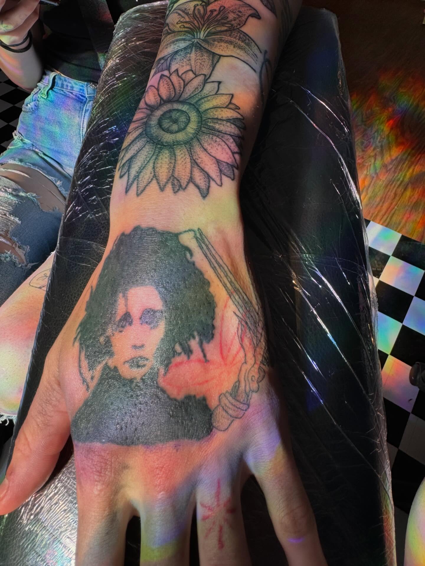 Portrait of a woman realism tattoo on the hand by Gabs Borderline Tattoos βπΌ