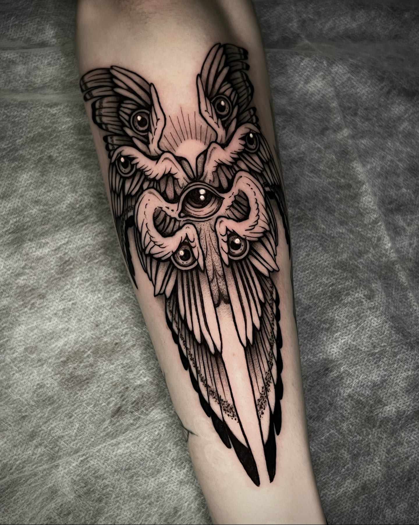 Owl neo-traditional tattoo on the forearm by ๐ฒ๐ฐ๐ธ๐๐ป๐๐ฝ โก