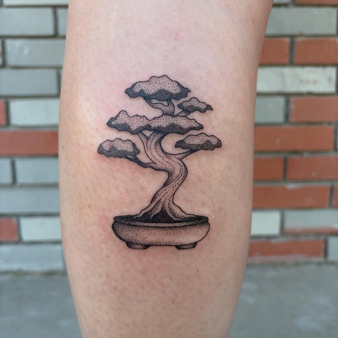 Tattoo by @sawnja.do.tattoos — dotwork, black_and_grey
