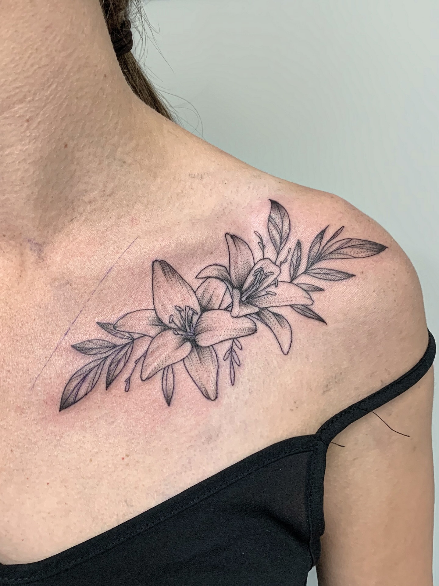 Tattoo by @macplanttattoos — black_and_grey