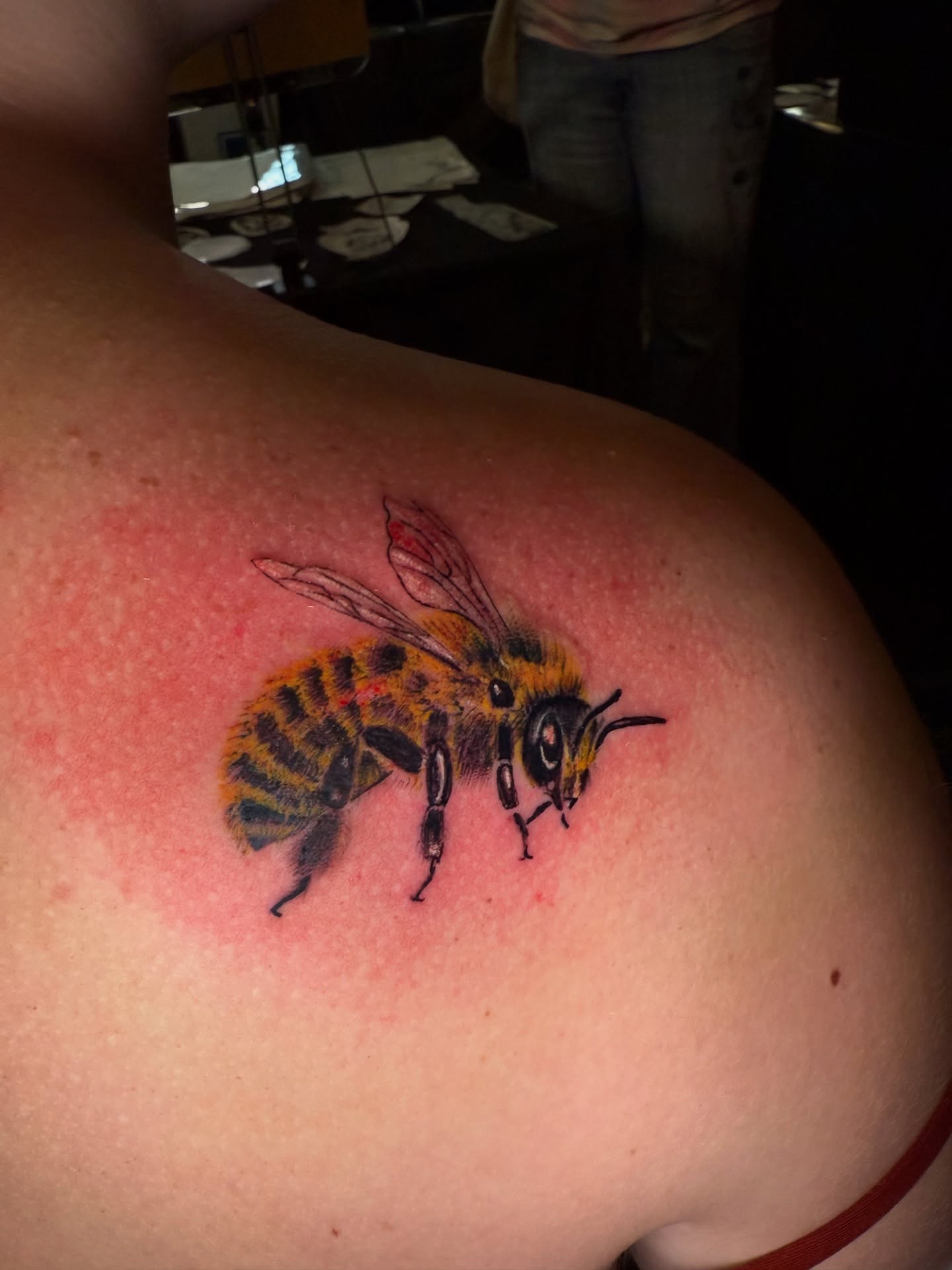 Bee realism tattoo on the shoulder by Butta
