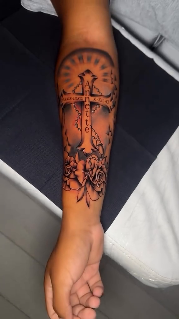 Tattoo by @payasoink402 — black_and_grey, realism