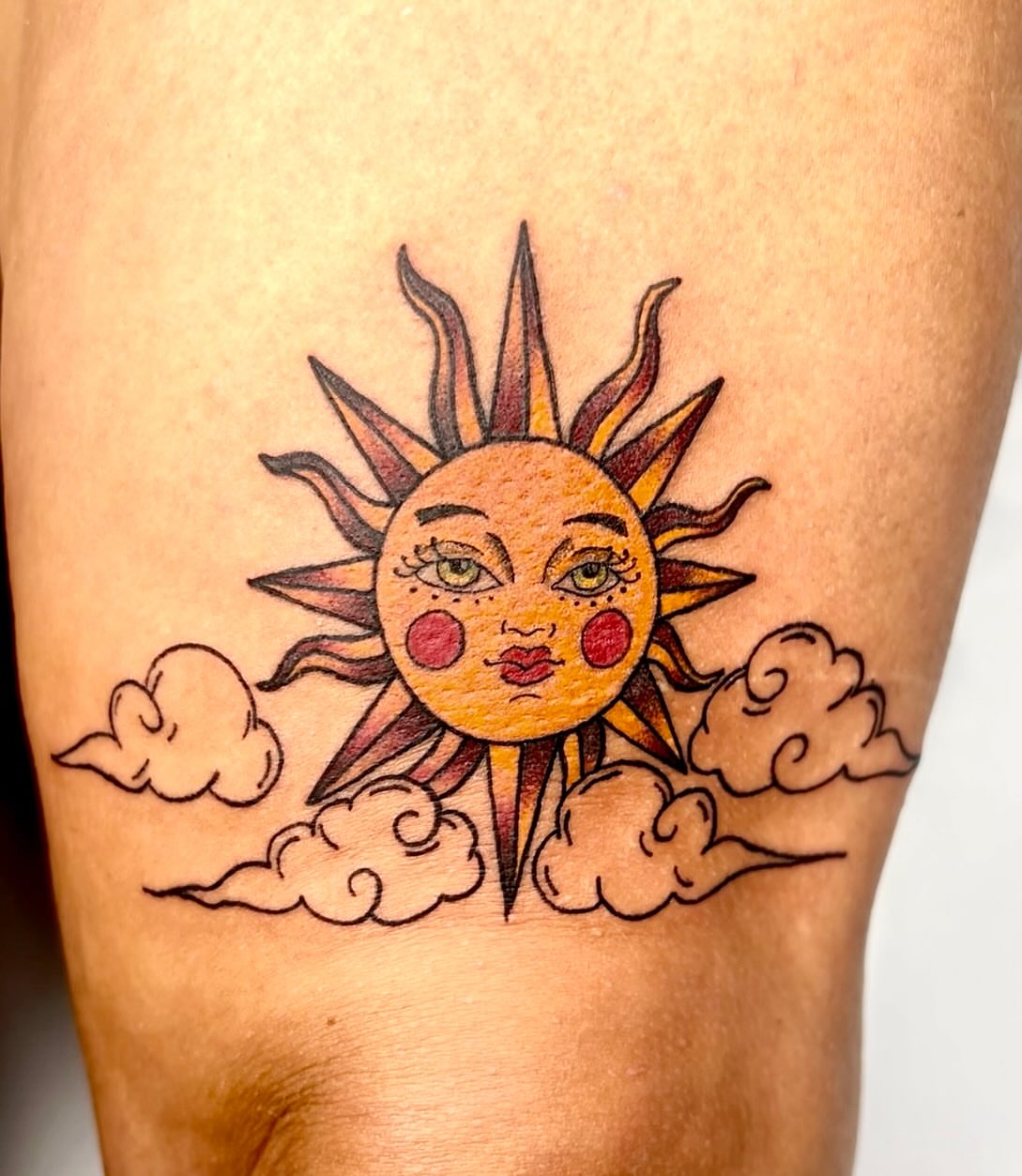 Sun with face American traditional tattoo on the thigh by Tash ๐โ๐ฉ