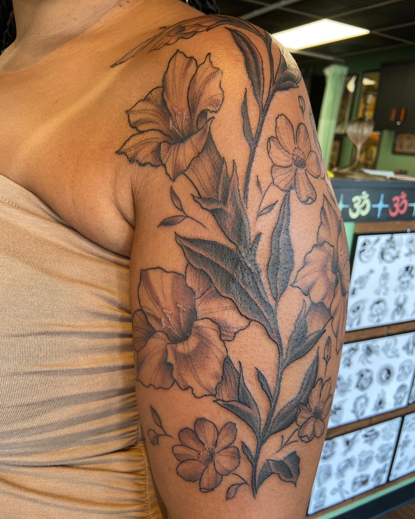 Tattoo by @electriclucy — black_and_grey