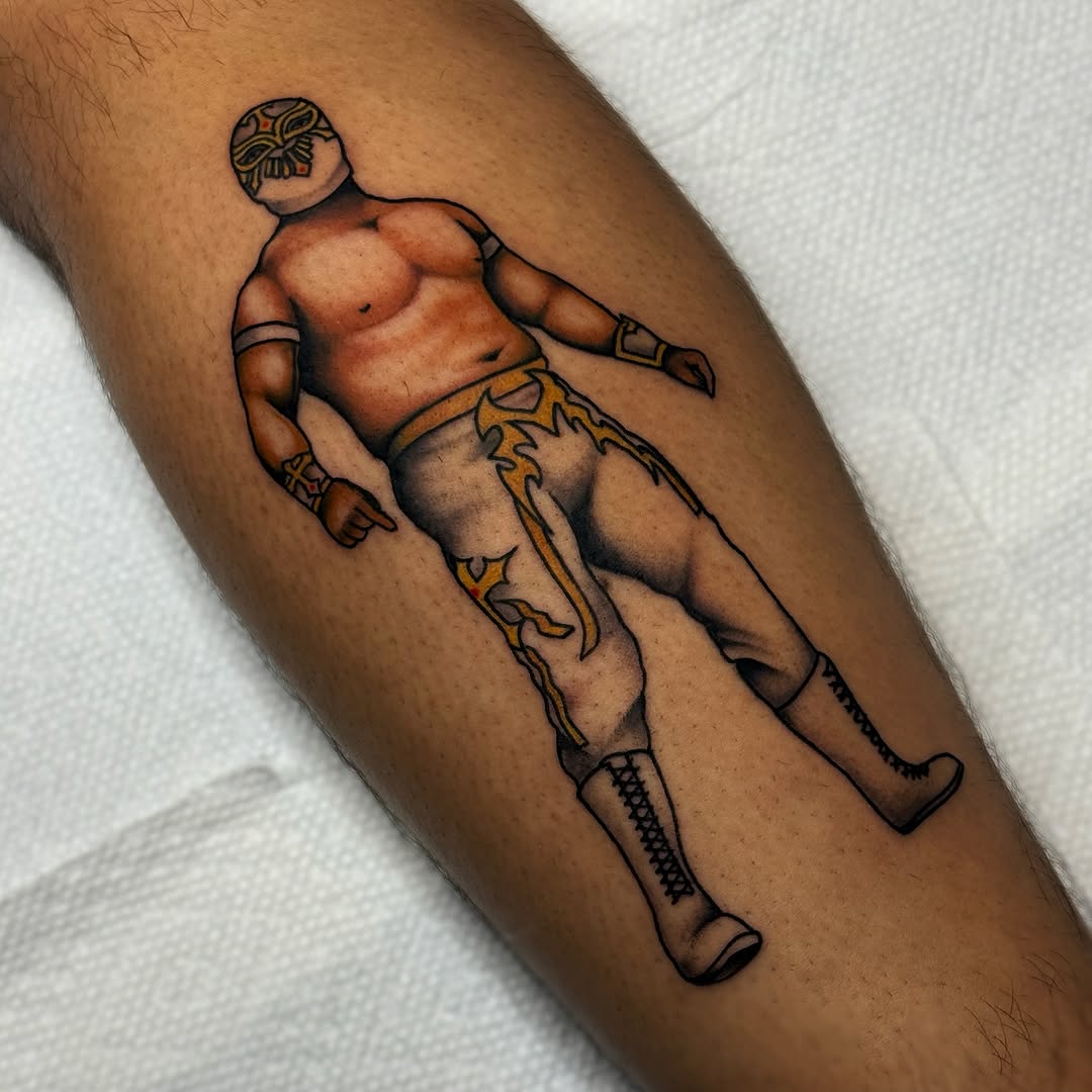 Luchador wrestler neo-traditional tattoo on the forearm by ๐ฅ๐๐ท๐ข๐ฉ