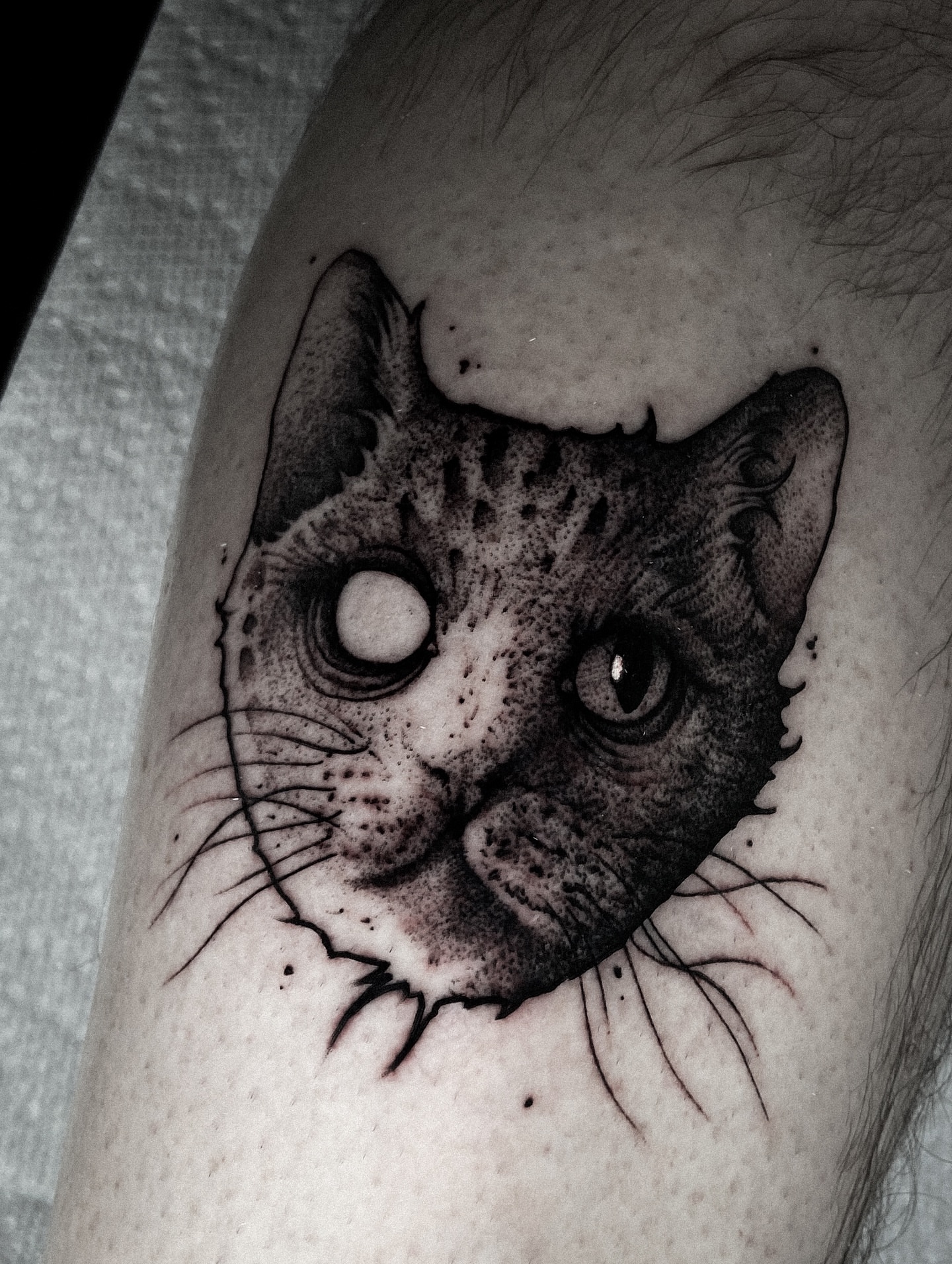 Tattoo by @bunche_tattoo — dotwork, realism